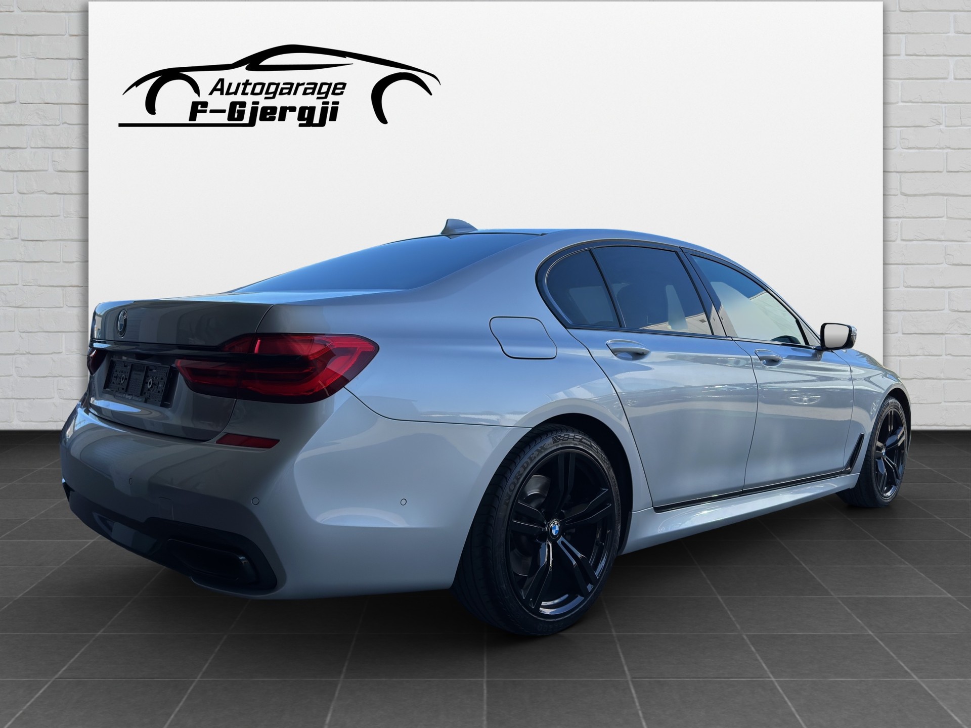 BMW 730d xDrive Steptronic-image-5