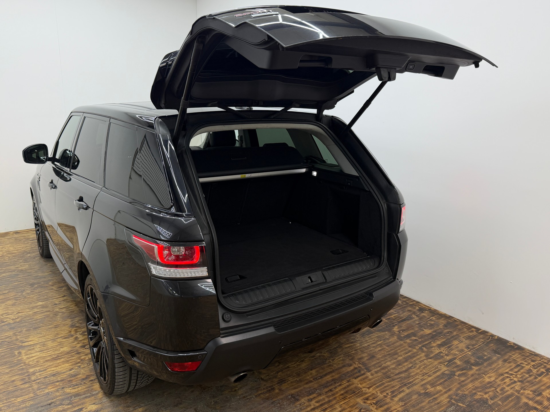 LAND ROVER Range Rover Sport 5.0 V8 SC Autobiography DynamicA-image-23