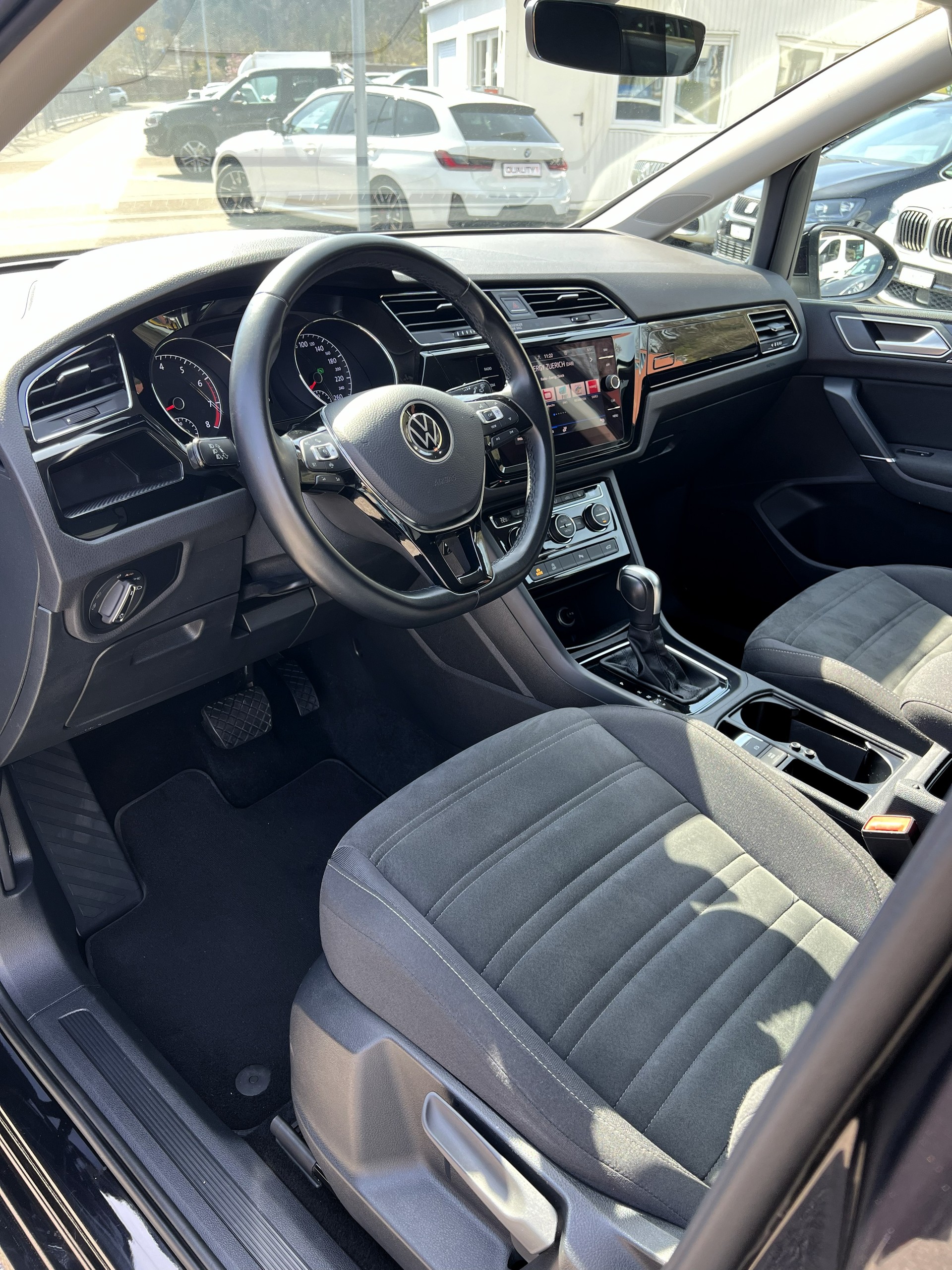 VW Touran 1.5 TSI EVO Highline DSG-image-16