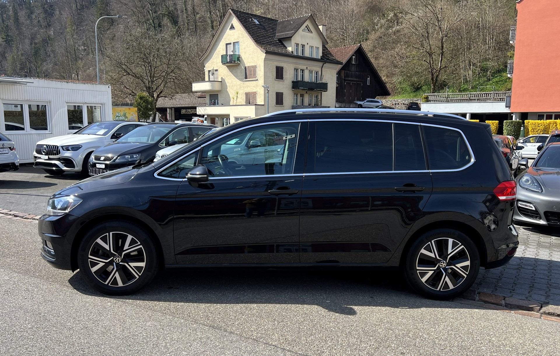 VW Touran 1.5 TSI EVO Highline DSG-showroom-element-1