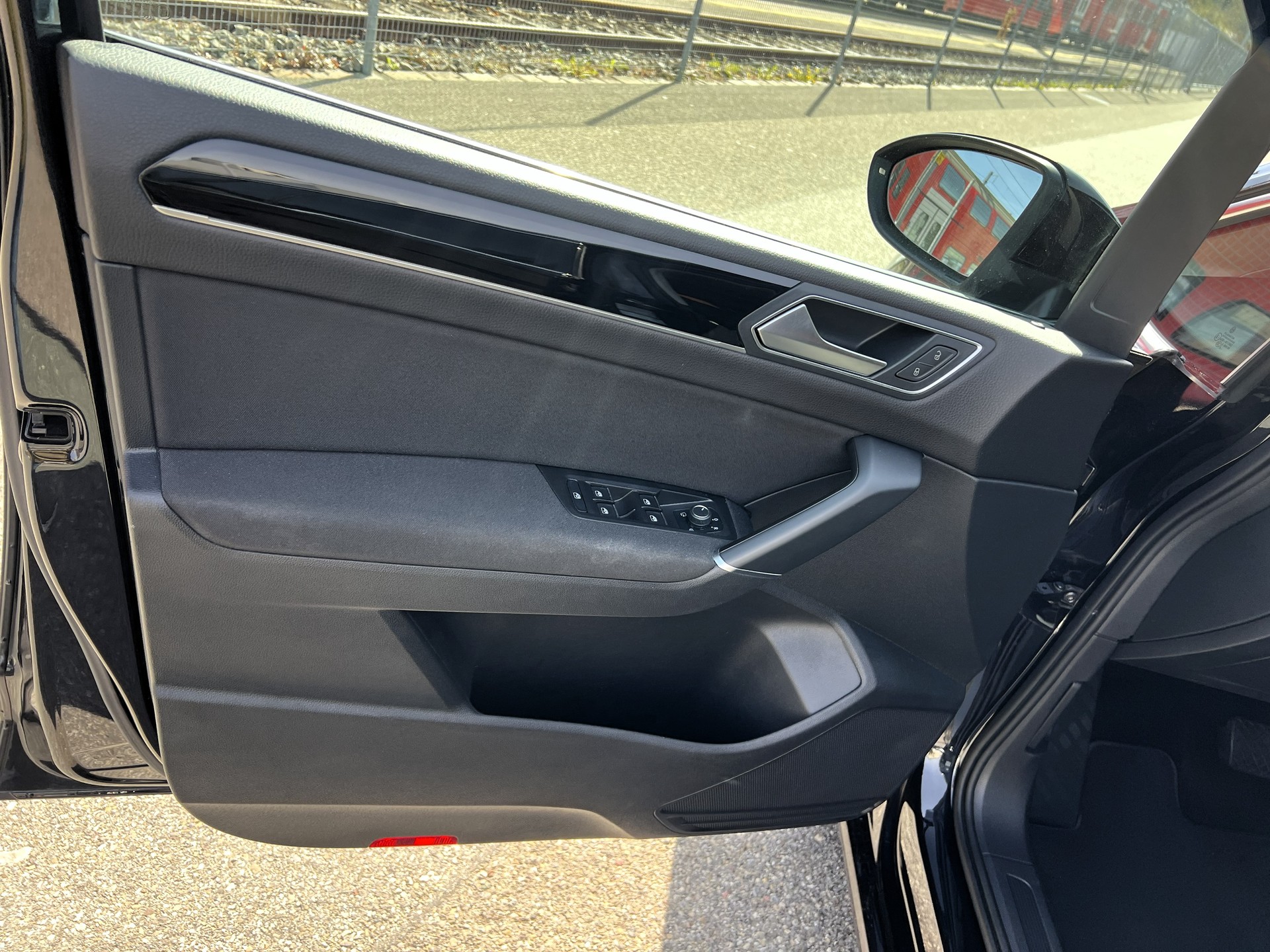 VW Touran 1.5 TSI EVO Highline DSG-image-17