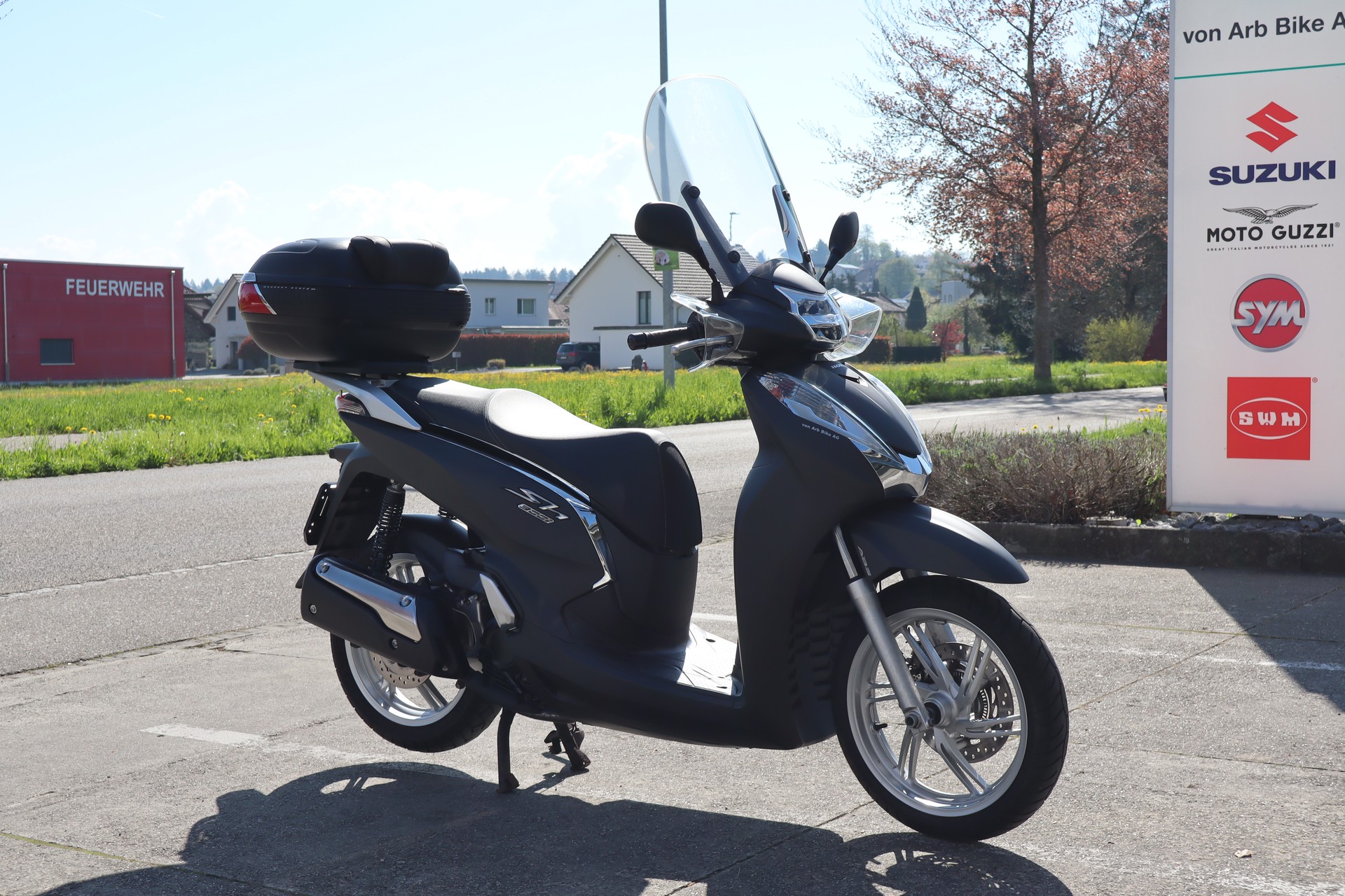 HONDA SH 300 i ABS-image-1