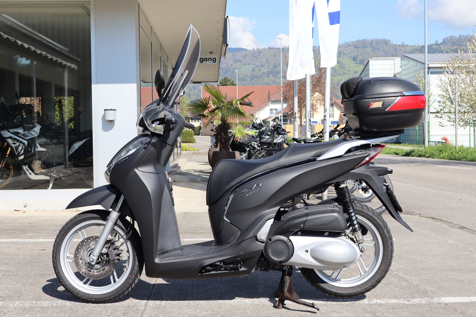 HONDA SH 300 i ABS-image-3