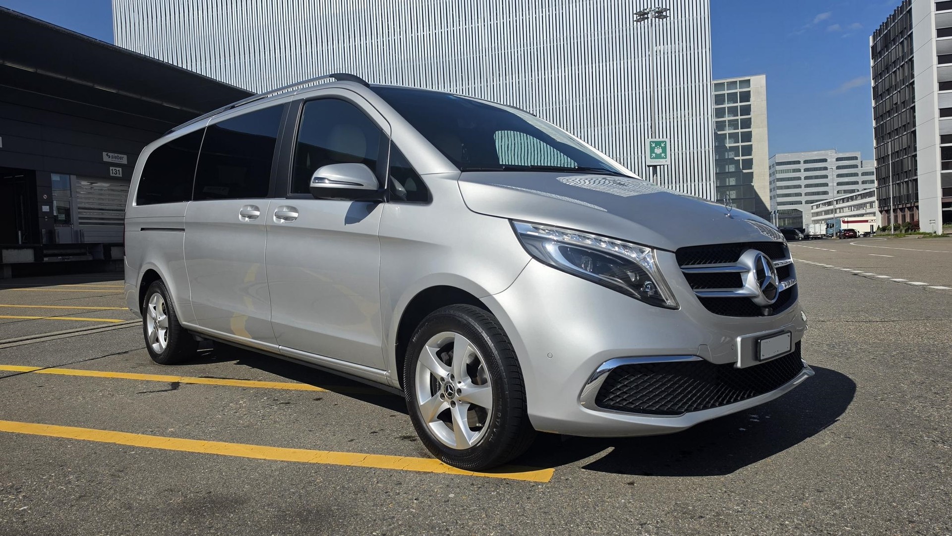 MERCEDES-BENZ V 300 d extralang Swiss Edition 4Matic 9G-Tronic