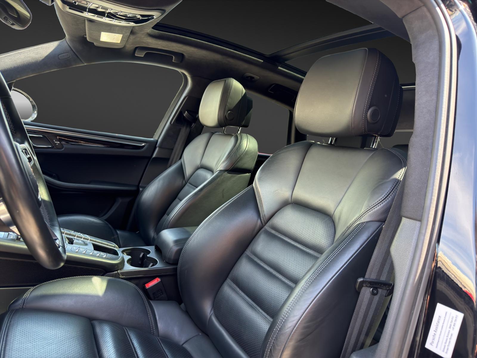 PORSCHE Macan Turbo PDK-image-11