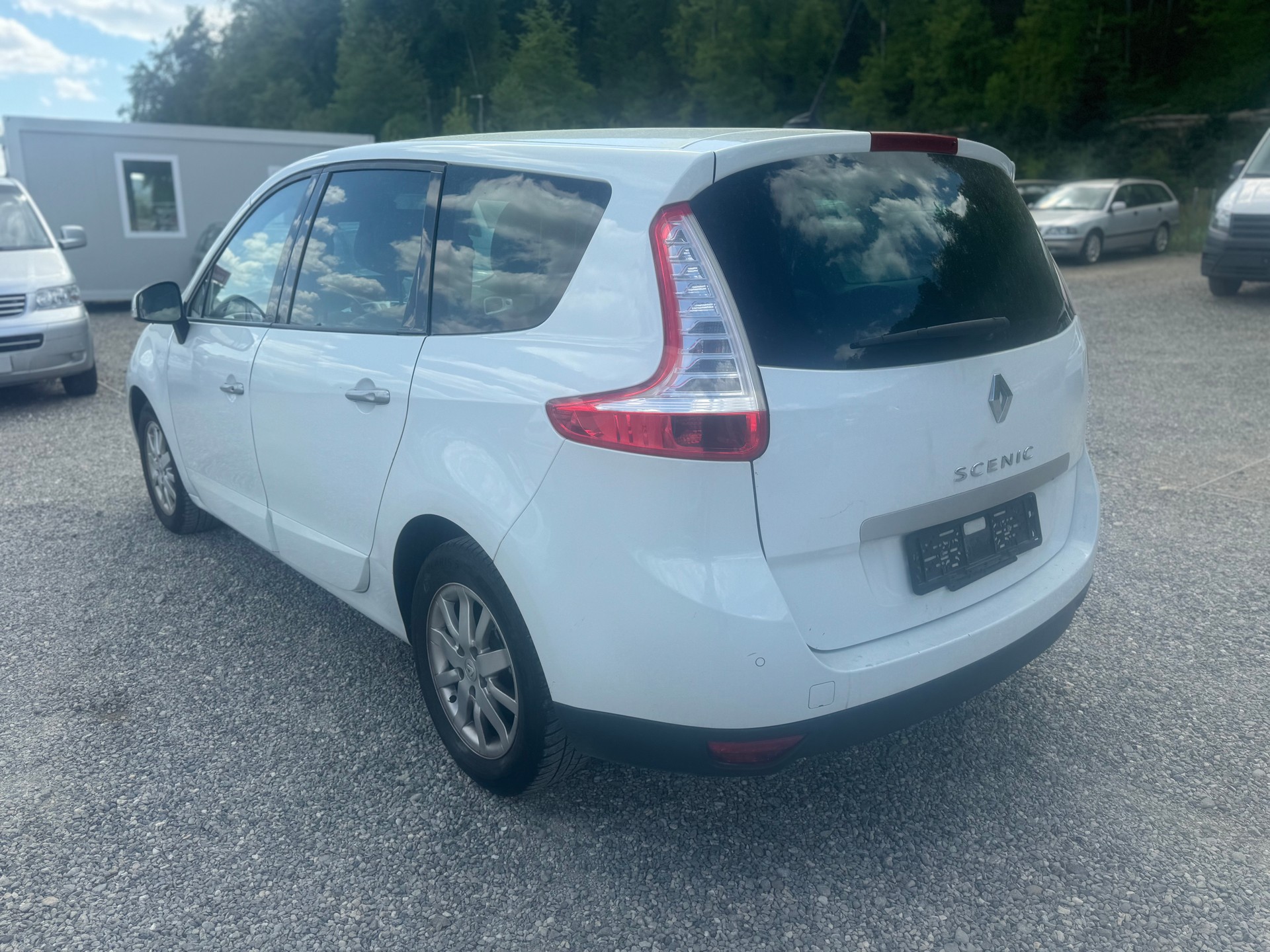 RENAULT Grand Scénic 2.0 16V Expression X-Tronic CVT-image-5