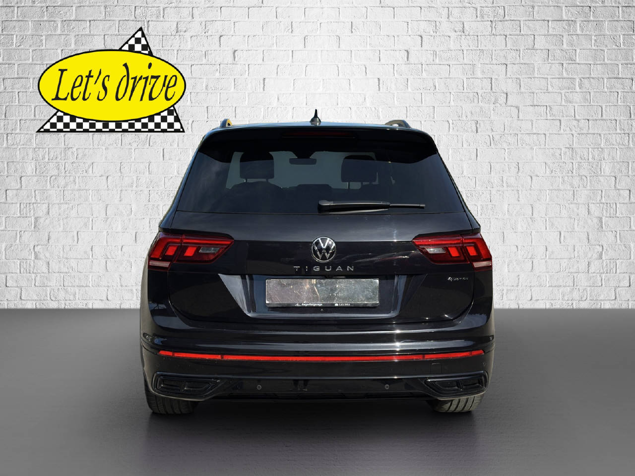 VW Tiguan 2.0 TSI R-Line DSG-image-4
