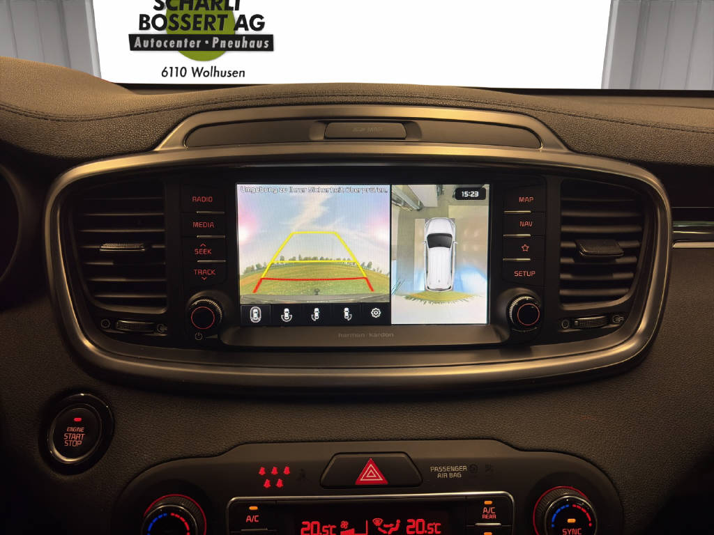 KIA Sorento 2.2 CRDi Style 7P-image-6