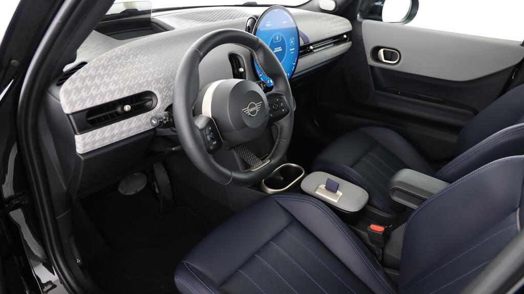 MINI Cooper 5 door C-image-16