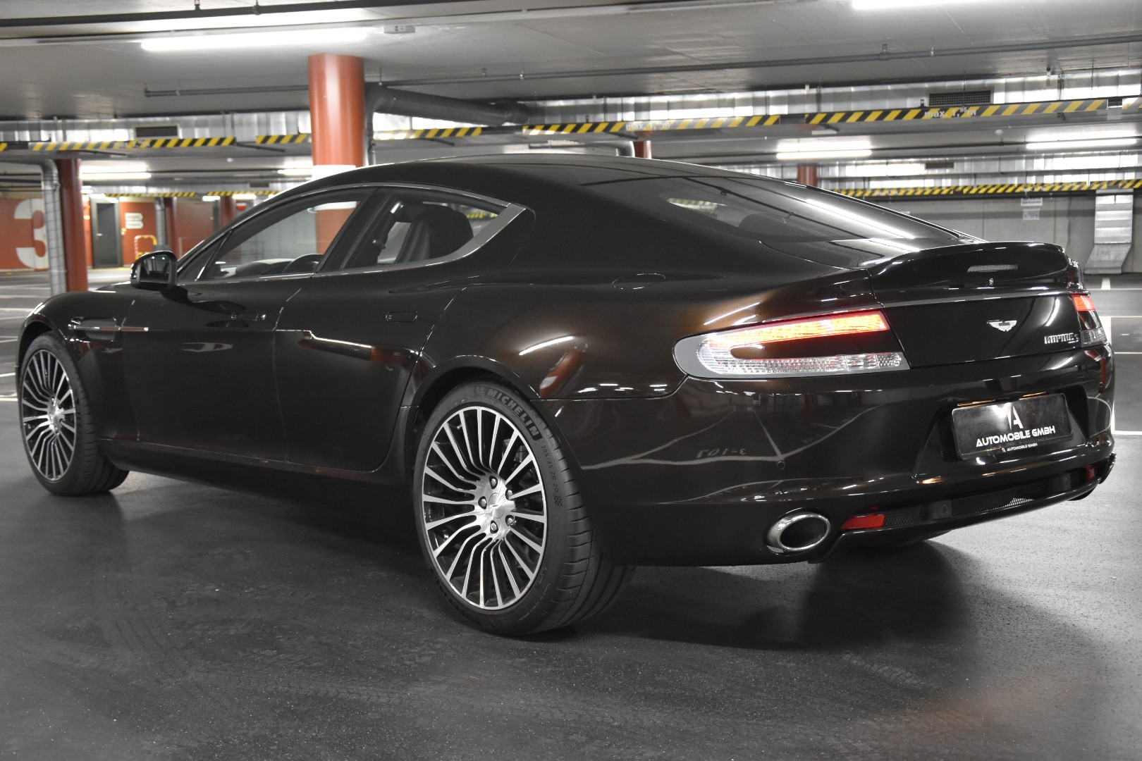 ASTON MARTIN Rapide S 5.9 V12 Touchtronic 2-image-4