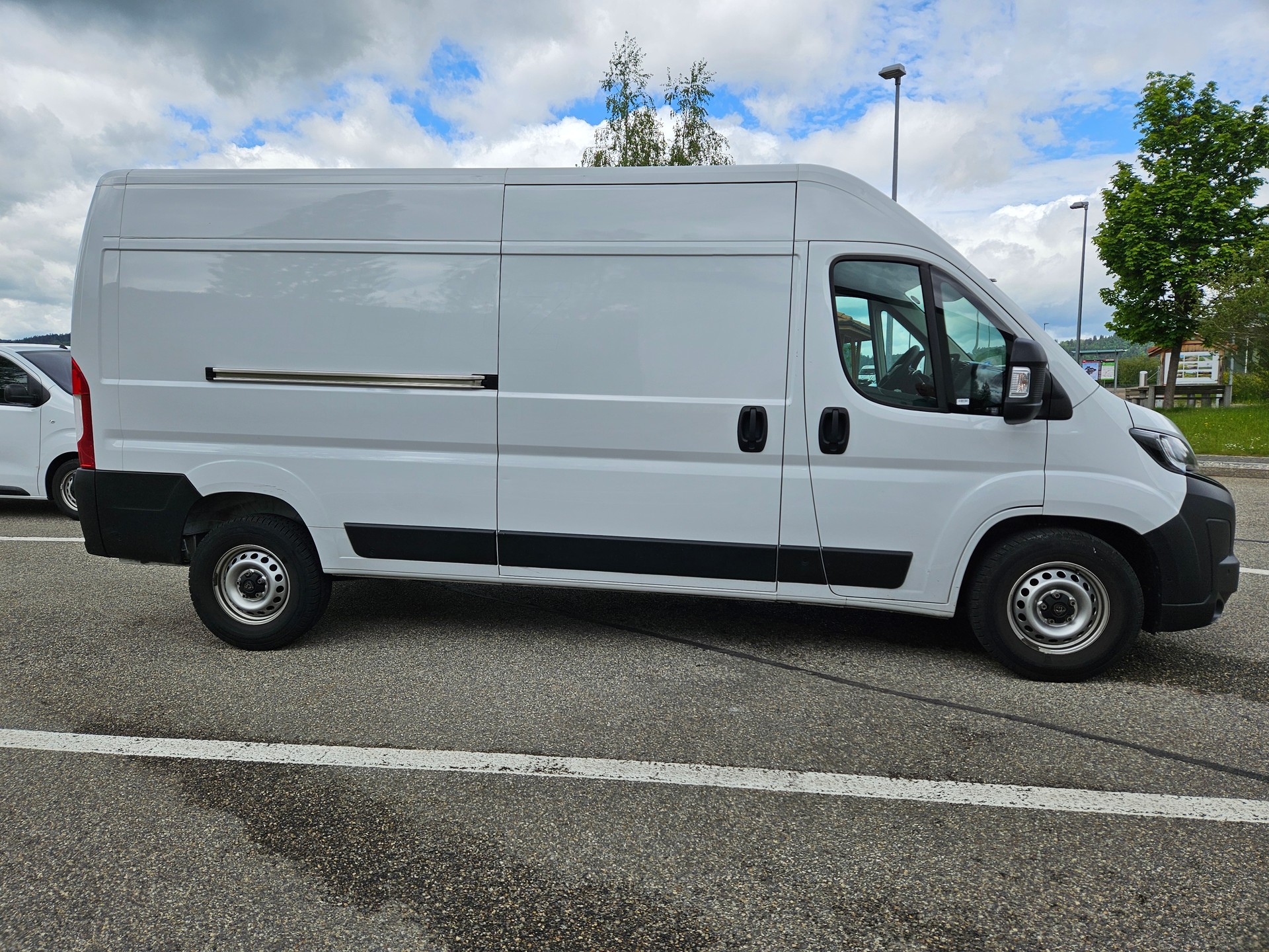 PEUGEOT Boxer 2.2 HDI 335 L3H2 EAT8 frisch MFK EXPERTISE automat kleine park schaden petits degats de parc-image-8
