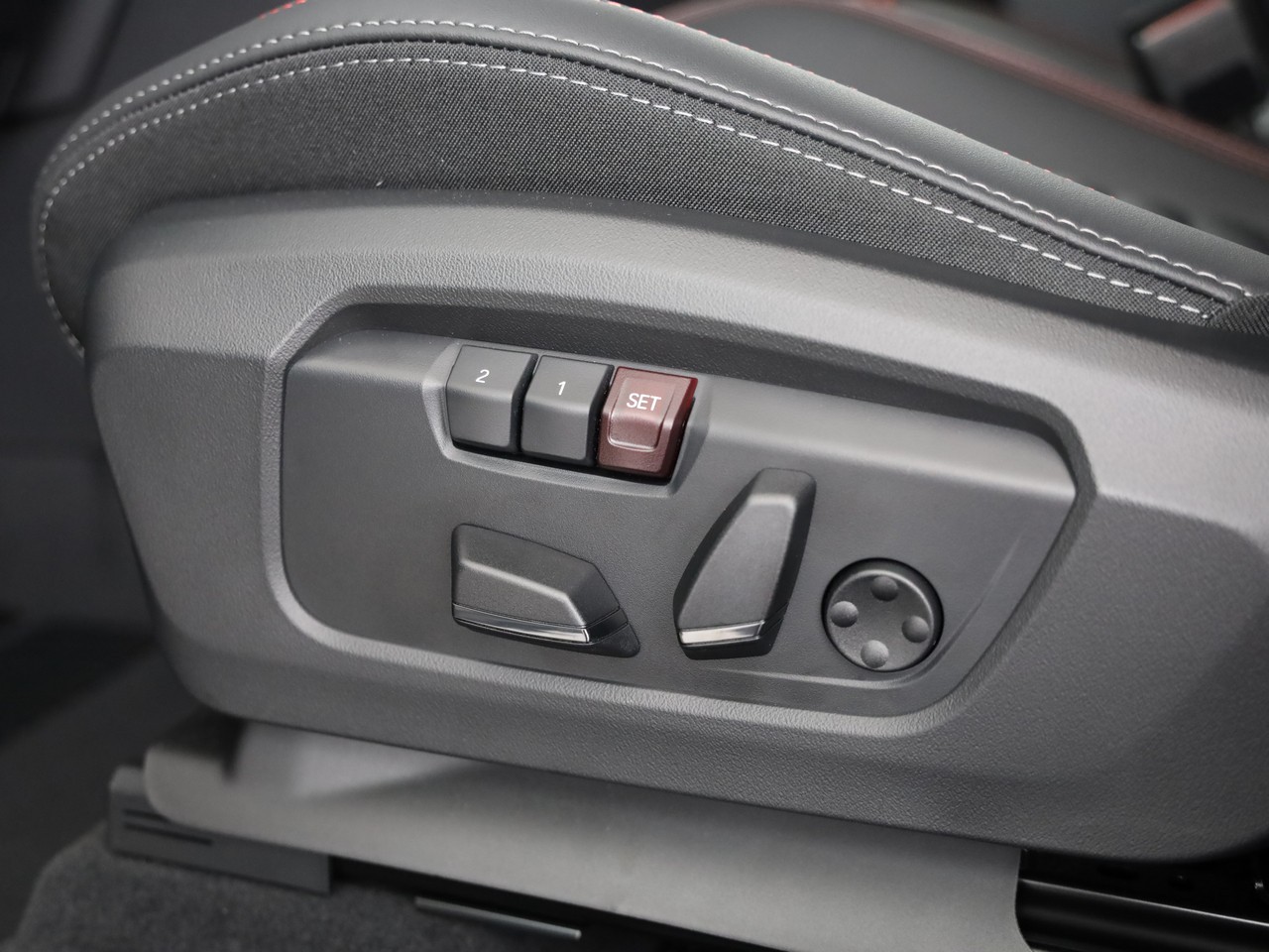 MINI Countryman John Cooper Works ALL4 Steptronic-image-23