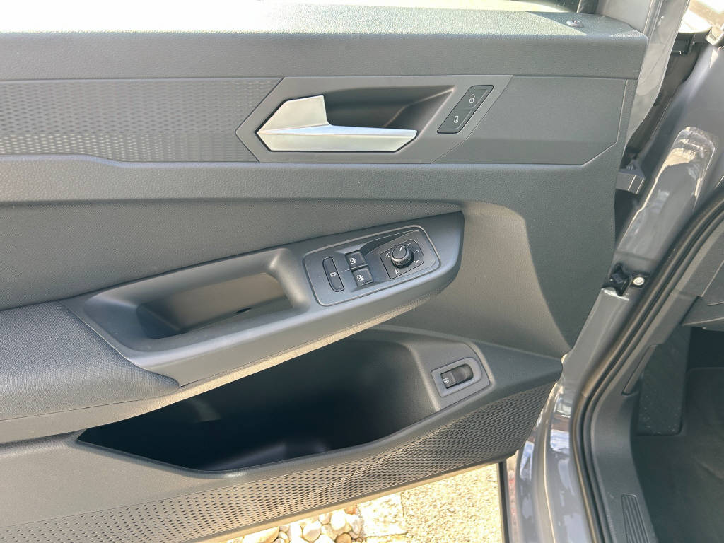 FORD TOURNEO CONNECT Grand 1.5 EcoBoost 150 Active PHEV-image-10