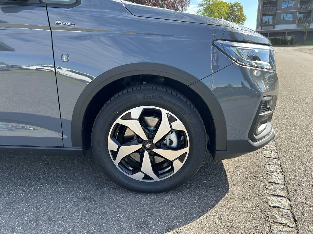 FORD TOURNEO CONNECT Grand 1.5 EcoBoost 150 Active PHEV-image-16