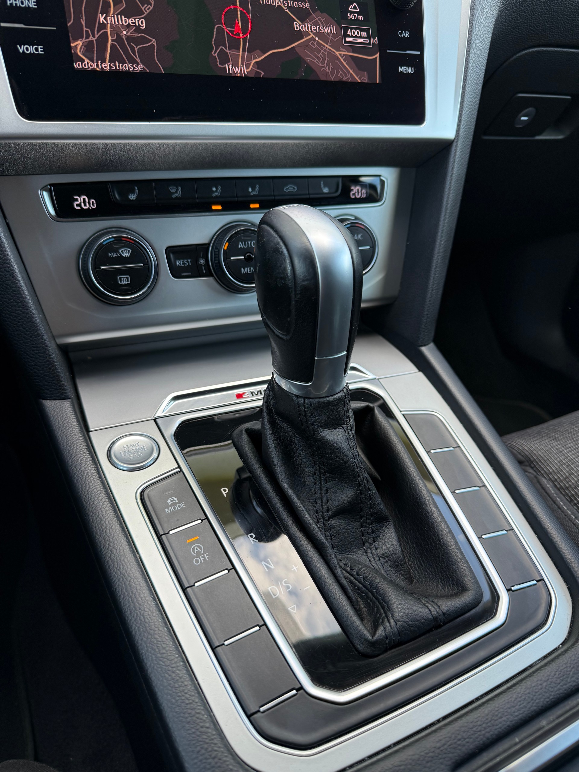 VW Passat Variant 2.0 TDI BMT Comfortline DSG 4Motion-image-11