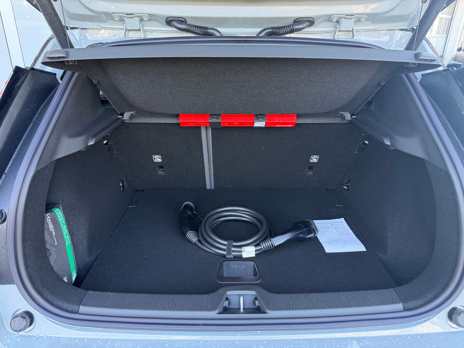 VOLVO EX30 E60 69kWh Twin Ultra-image-21