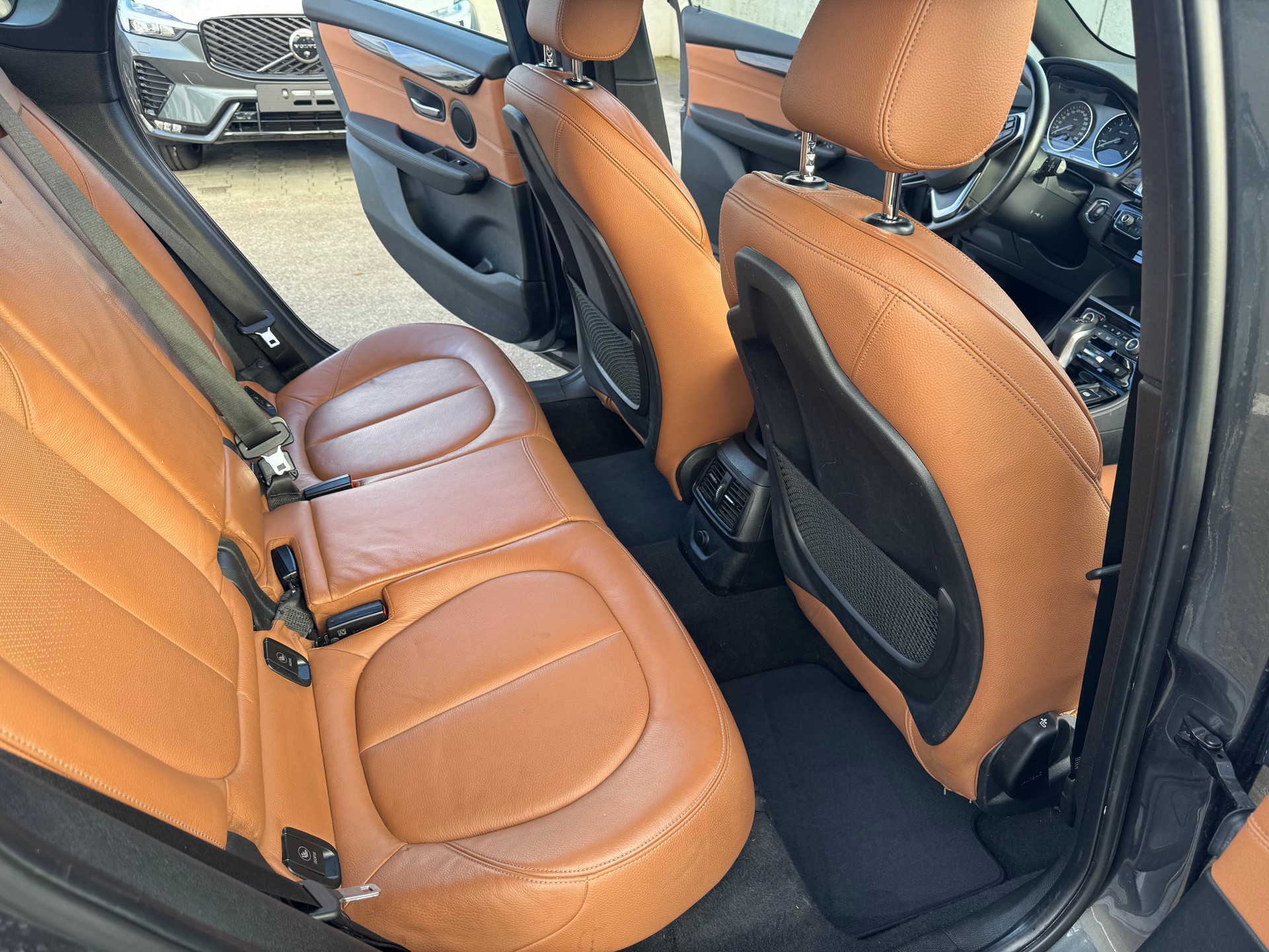 BMW 220d xDrive SAG-image-8