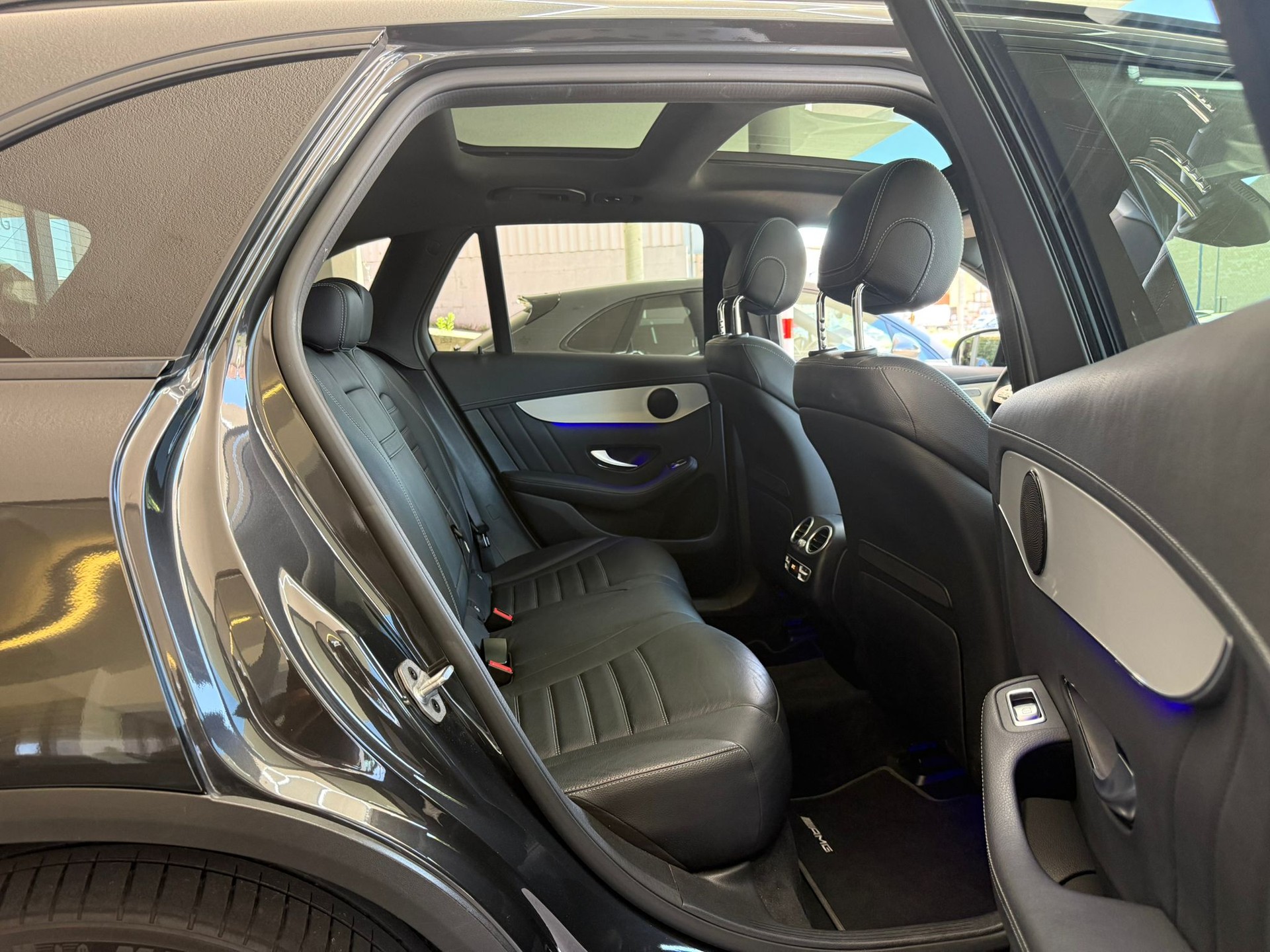 MERCEDES-BENZ GLC 300 de AMG Line 4Matic * Pano-Dach* *Gratis Service* *360 Kamera* 9G-Tronic-image-16