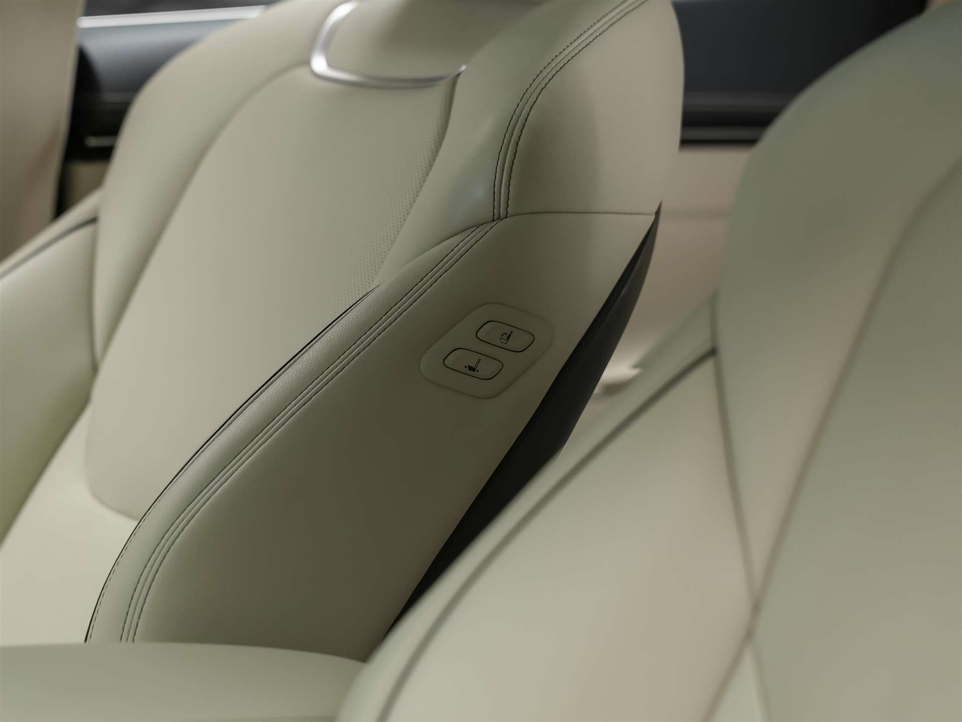 GENESIS GV70 2.5 TGDI Luxury AT8 AWD *Panorama*Lexicon*Massage*Sitzlüftung*-image-11