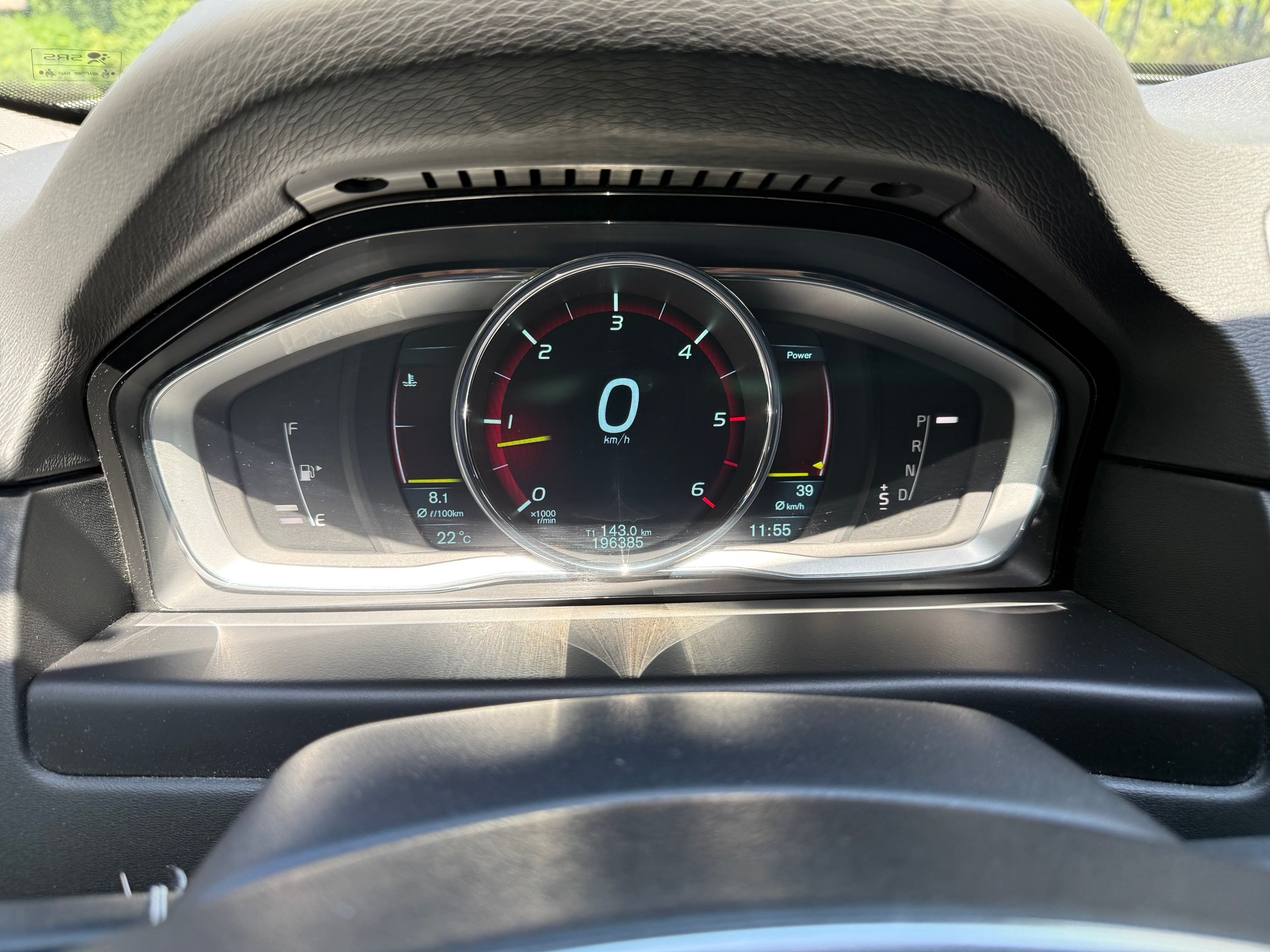 VOLVO XC70 D4 AWD Momentum Geartronic-image-12