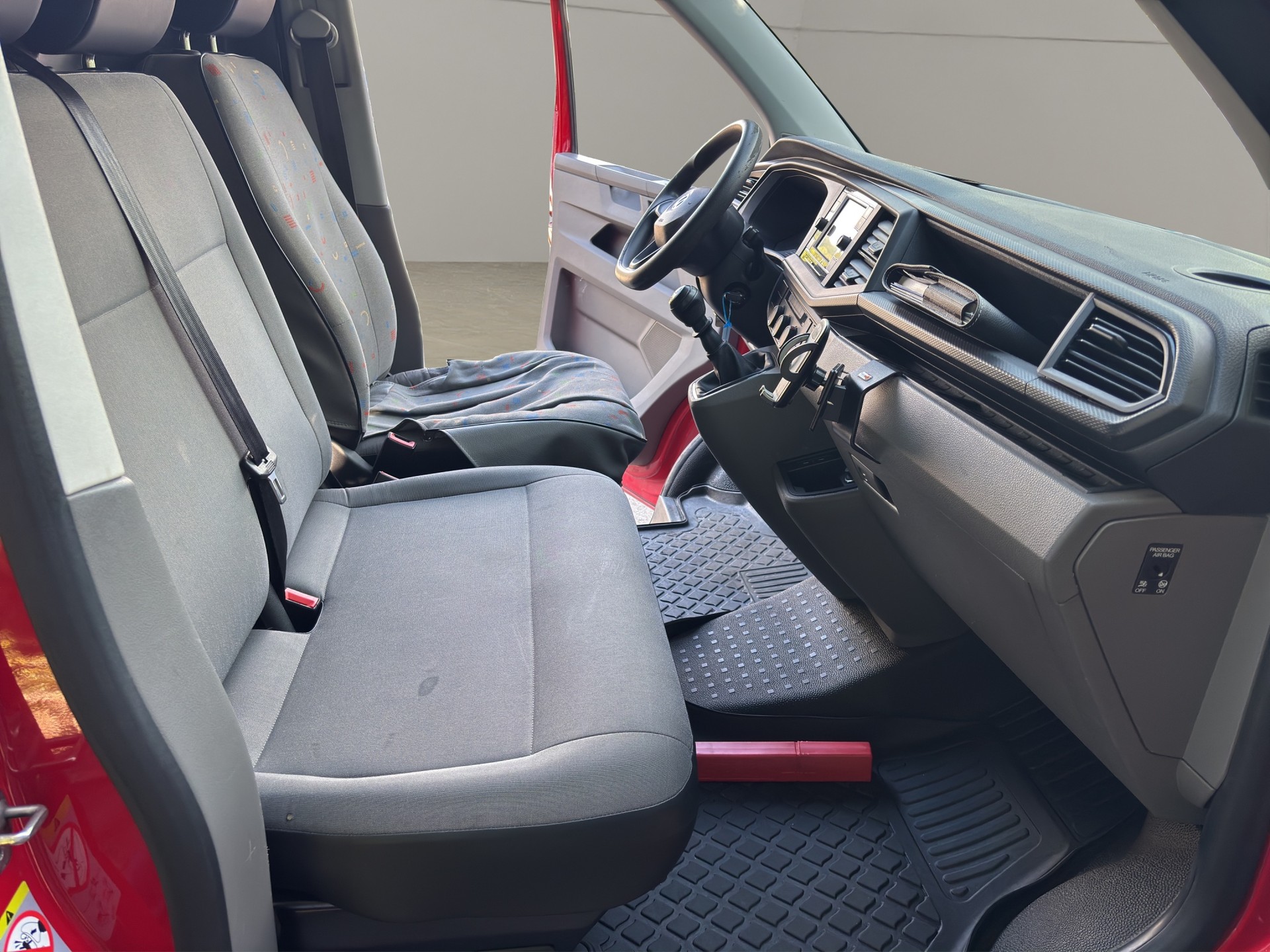 VW T6.1 2.0 TDI-image-15