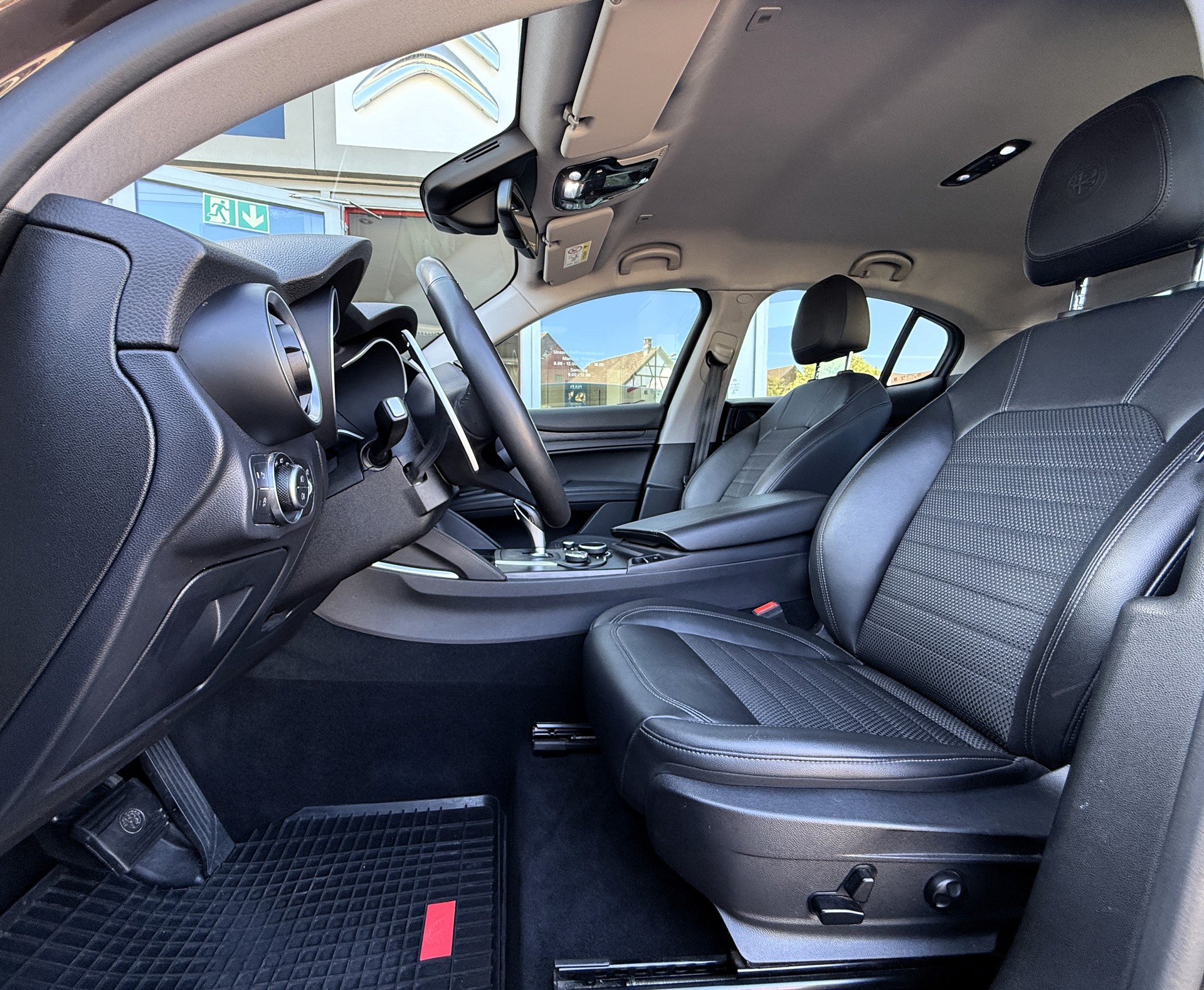 ALFA ROMEO Stelvio 2.2 JTDM Super Q4 Automatic-image-15