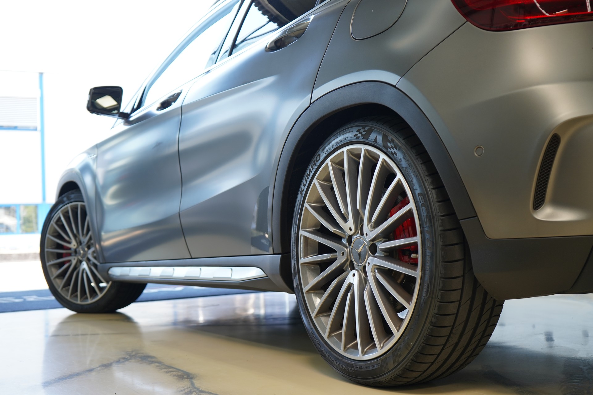 MERCEDES-BENZ GLA 45 AMG 4Matic 7G-DCT-image-6