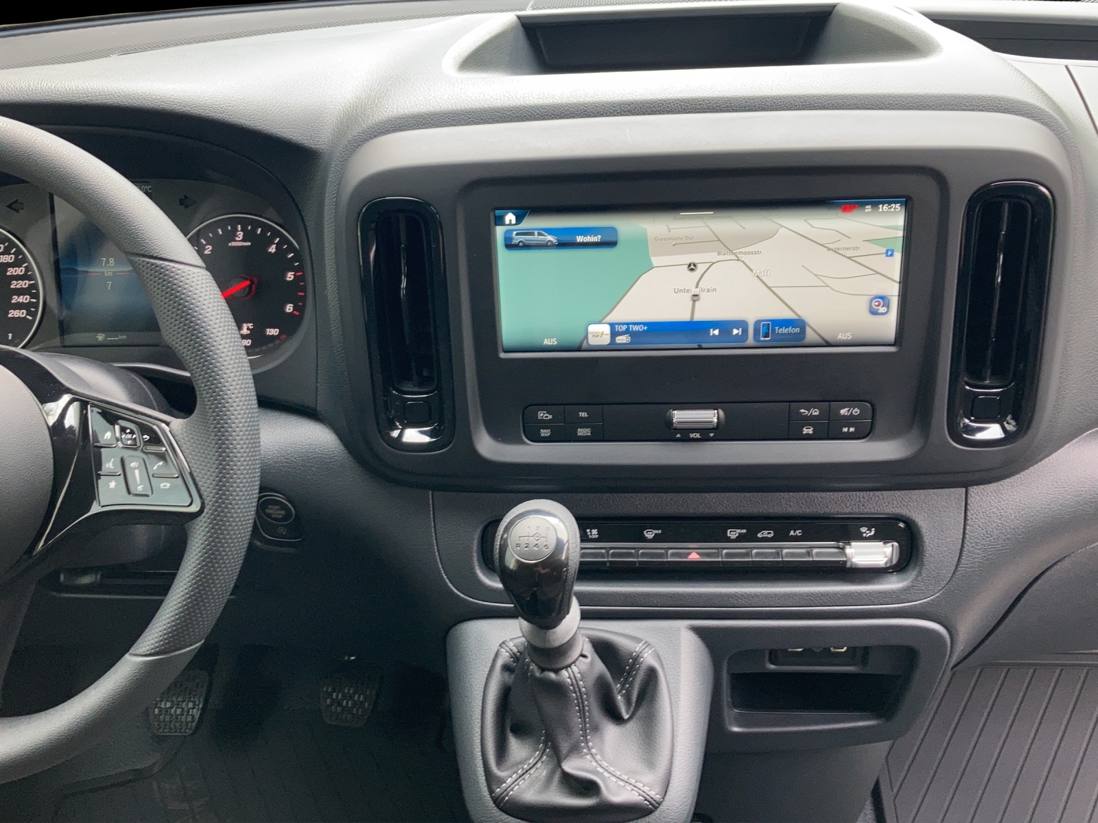MERCEDES-BENZ Vito 114 CDI Lang Pro-image-11