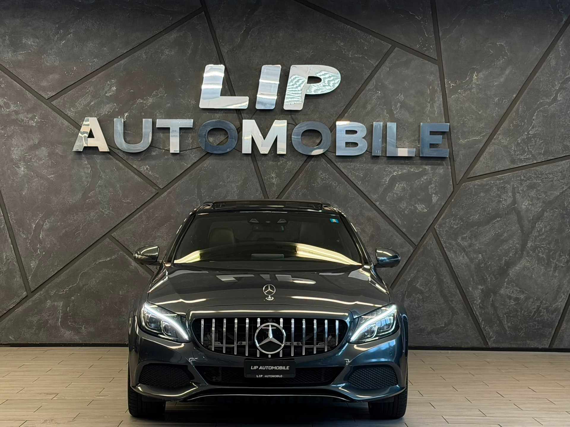 MERCEDES-BENZ C 350 e Avantgarde 7G-Tronic-showroom-element-1
