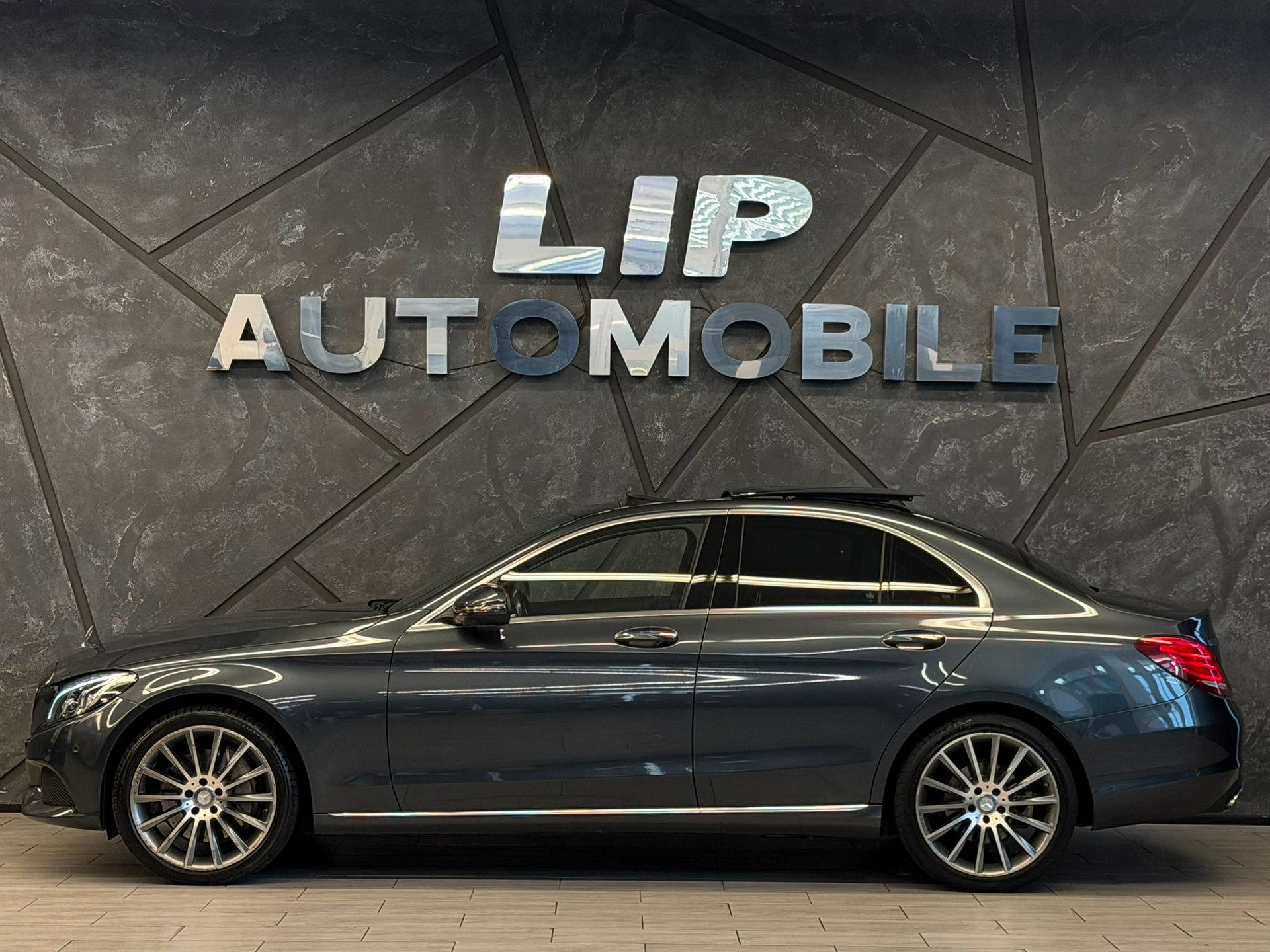 MERCEDES-BENZ C 350 e Avantgarde 7G-Tronic-image-4