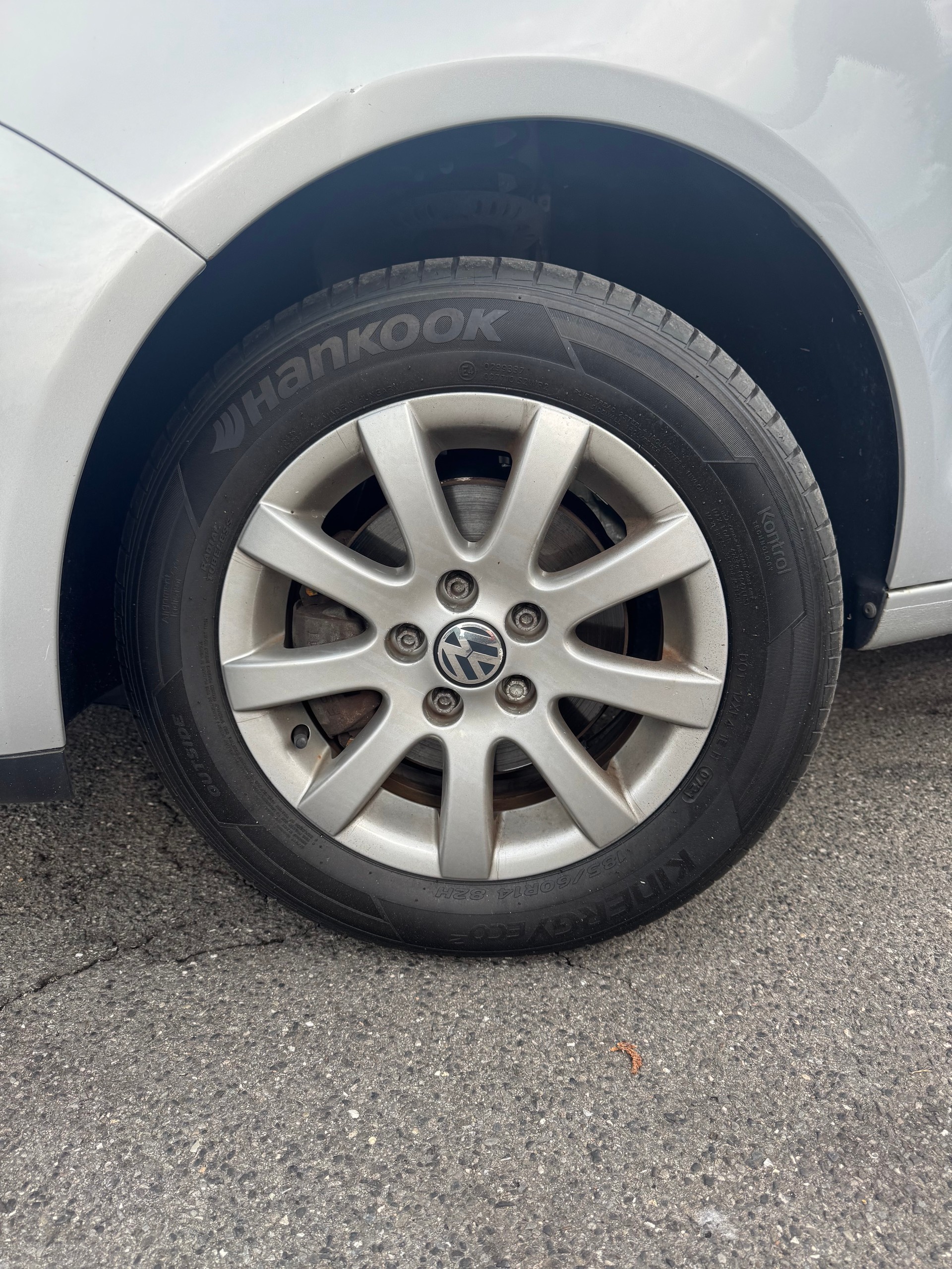 VW Polo 1.6 16V Young&Fresh-showroom-element-1