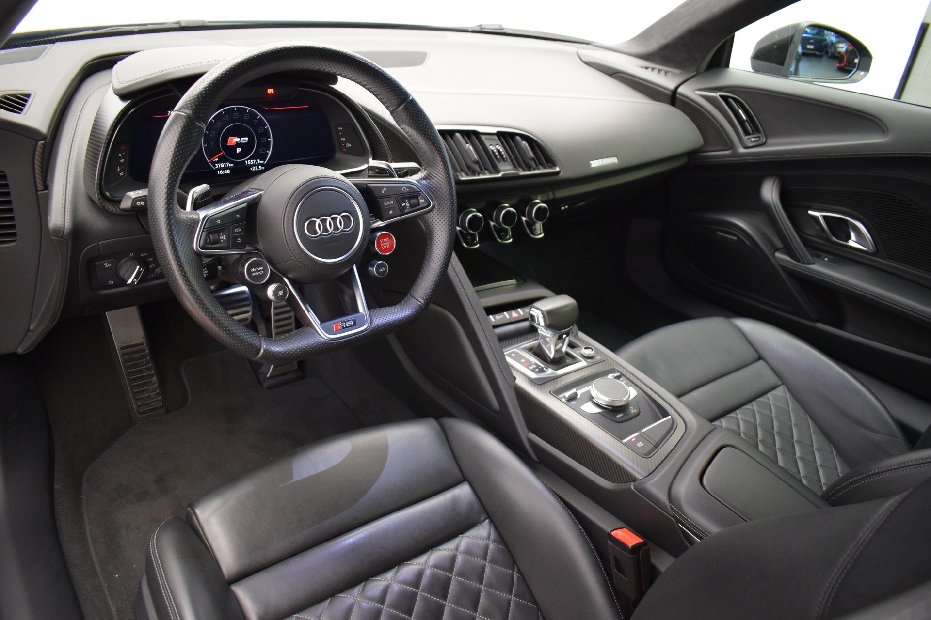 AUDI R8 Coupé 5.2 plus S-Tronic "ohne OPF"-image-18