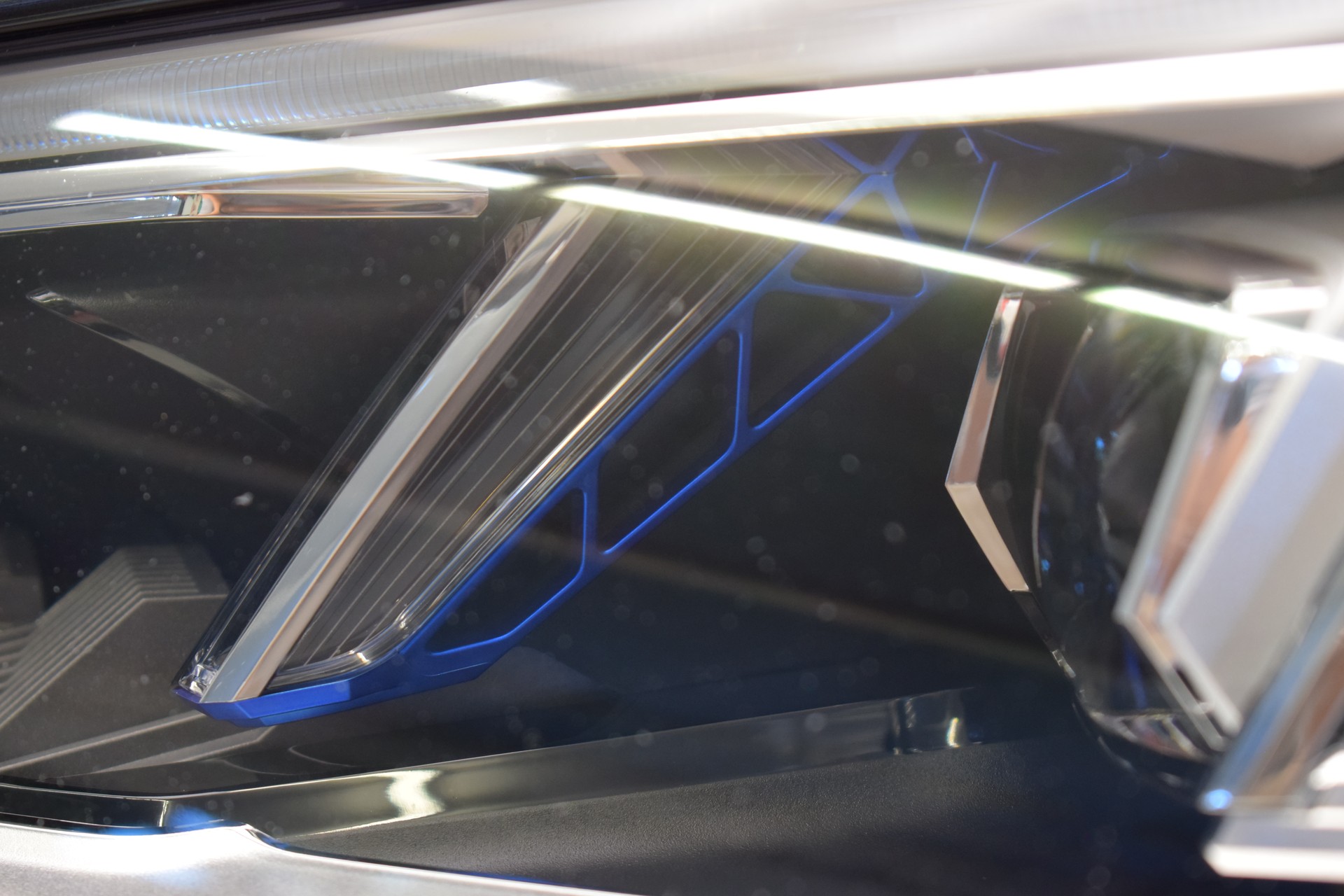 AUDI R8 Coupé 5.2 plus S-Tronic "ohne OPF"-image-4
