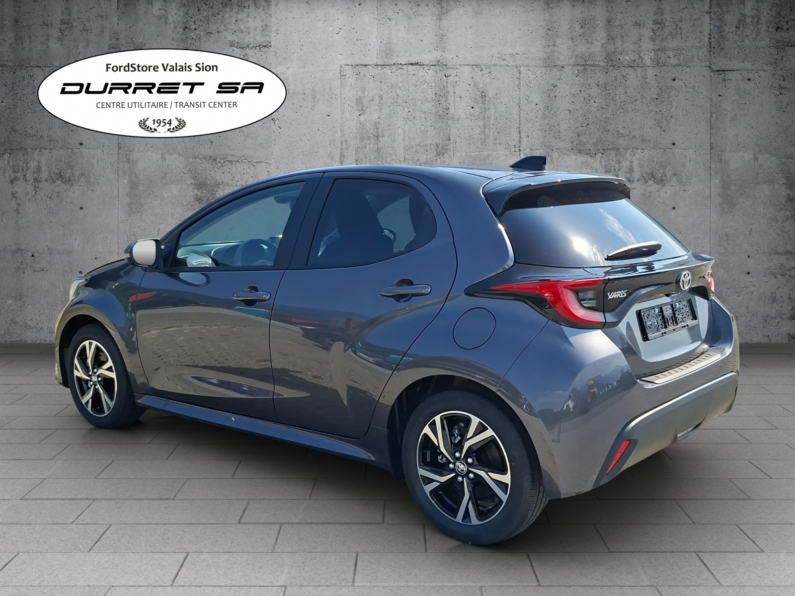 TOYOTA Yaris 1.5 Trend e-CVT-image-1