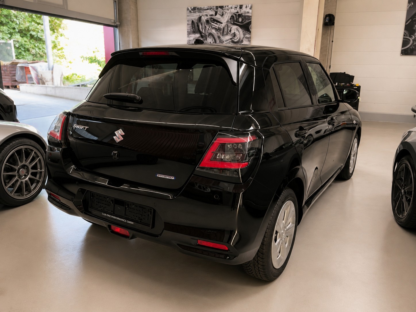 SUZUKI Swift 1.2 Compact + Hybrid CVT-showroom-element-3