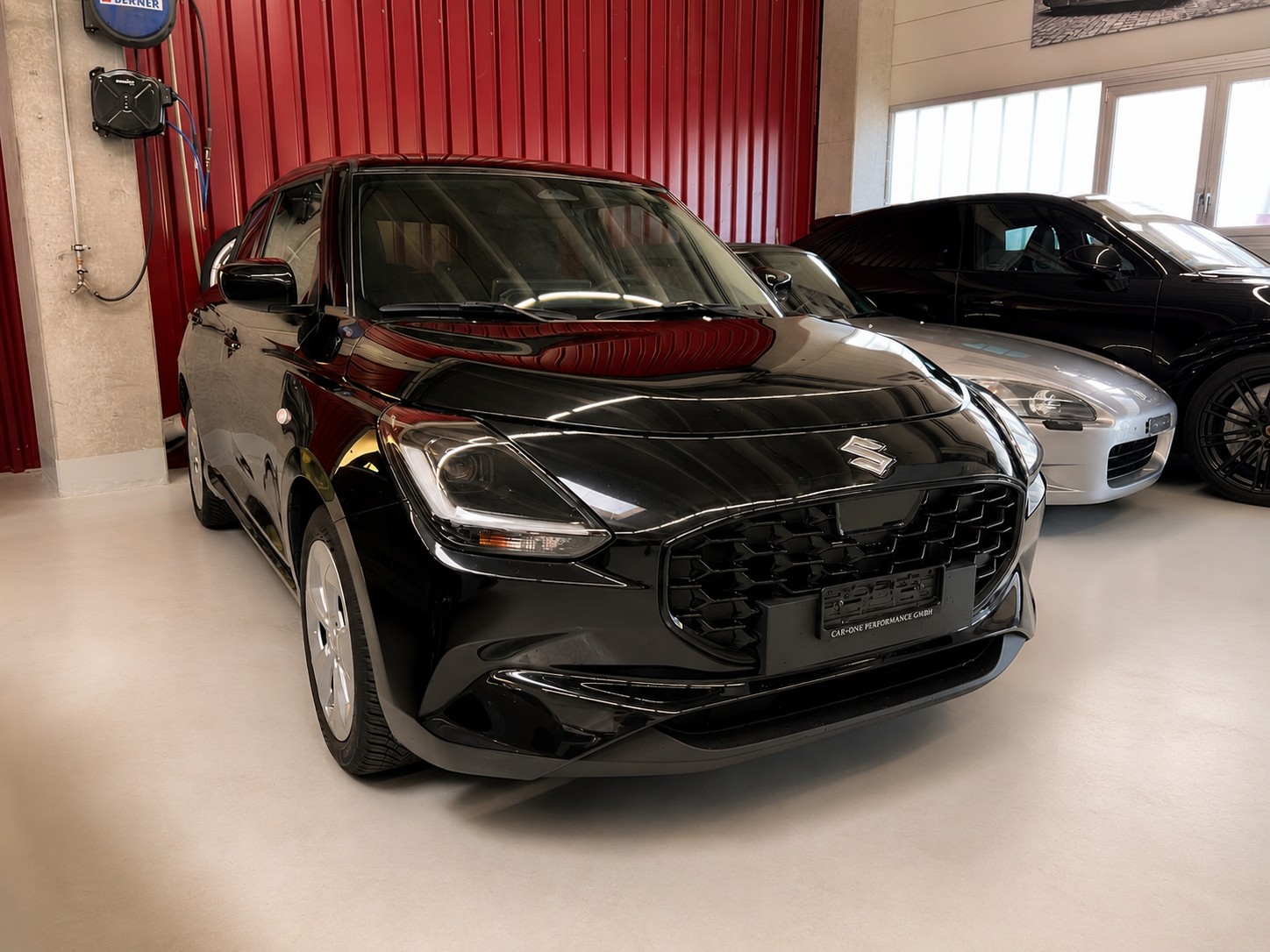 SUZUKI Swift 1.2 Compact + Hybrid CVT