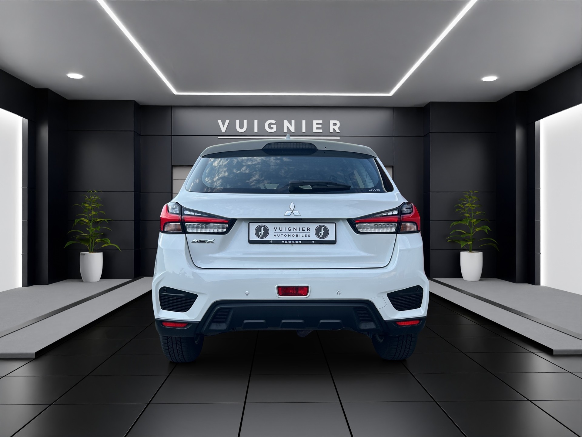 MITSUBISHI ASX 2.0 MIVEC Value 4WD Automat-image-3