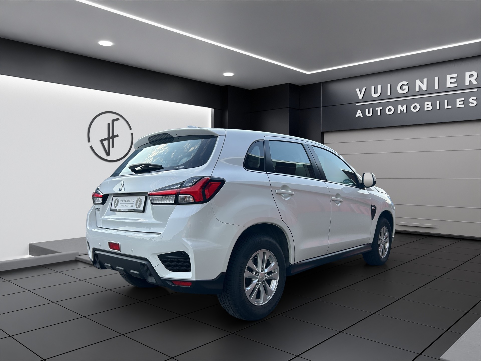 MITSUBISHI ASX 2.0 MIVEC Value 4WD Automat-image-4