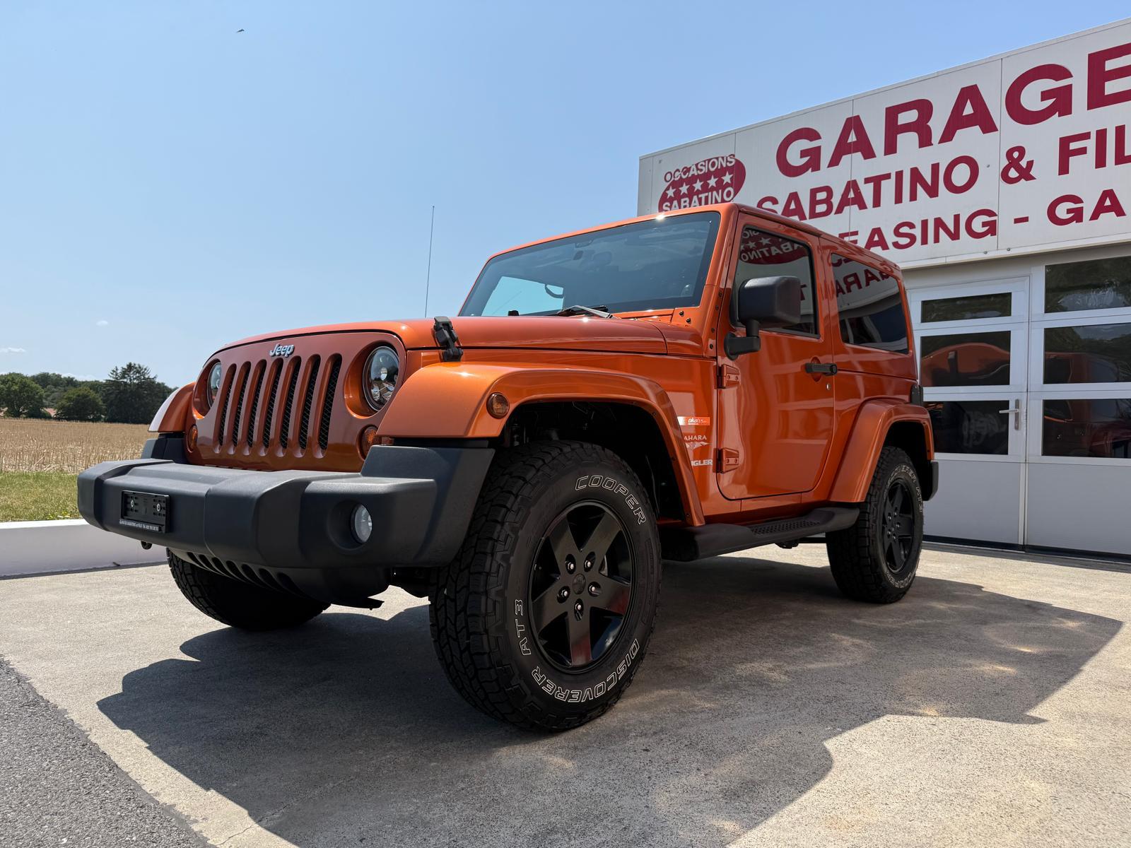 JEEP Wrangler 3.8 Sahara Automatic