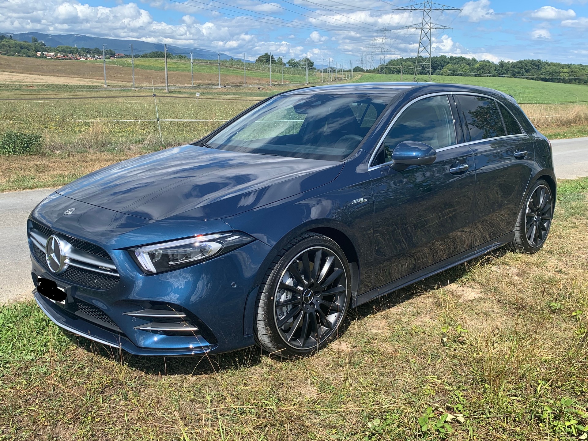 MERCEDES-BENZ A 35 AMG 4matic