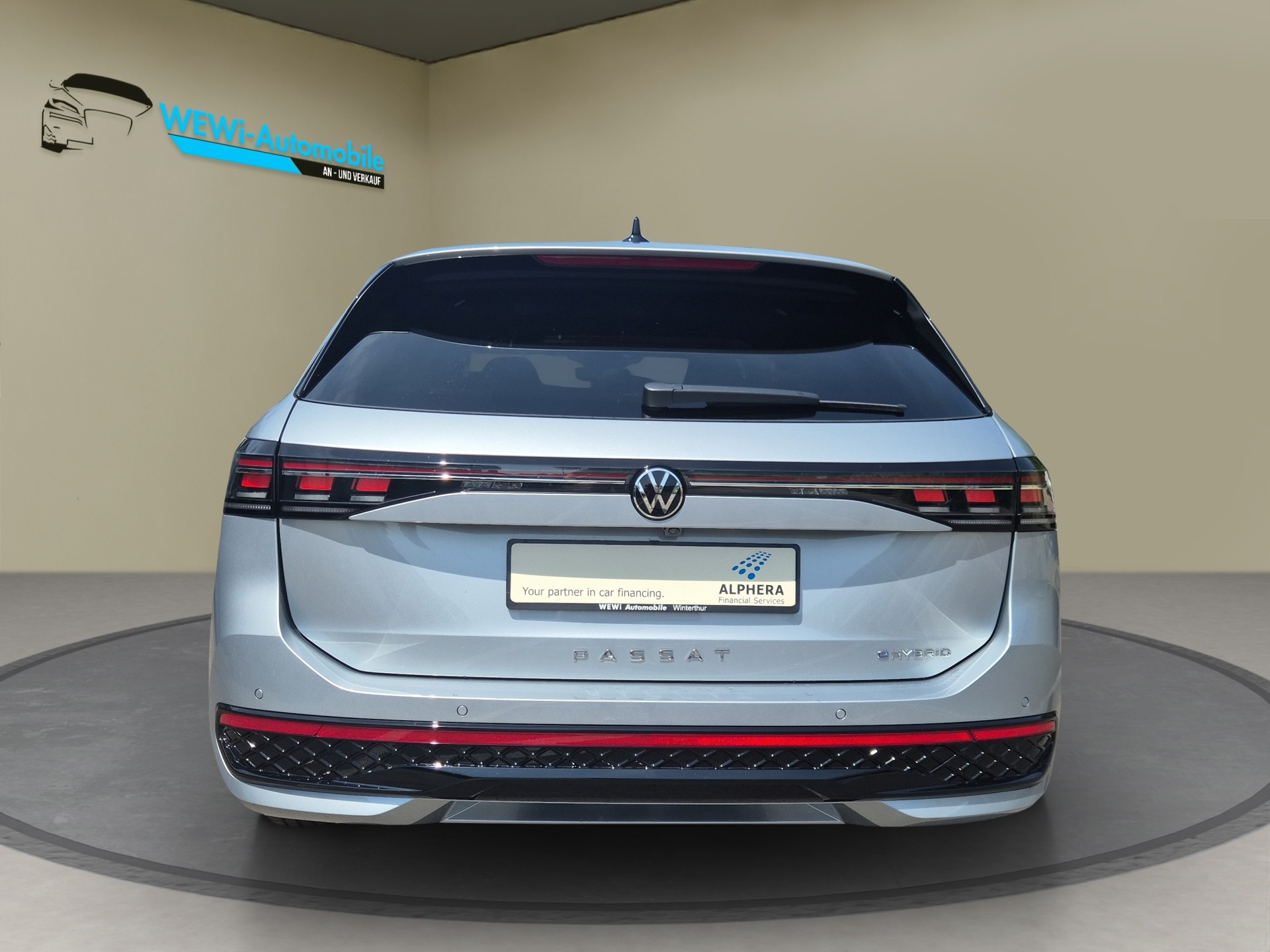 VW Passat Variant 1.5 TSI evo2 Plug-In- Hybrid R-Line DSG-showroom-element-3