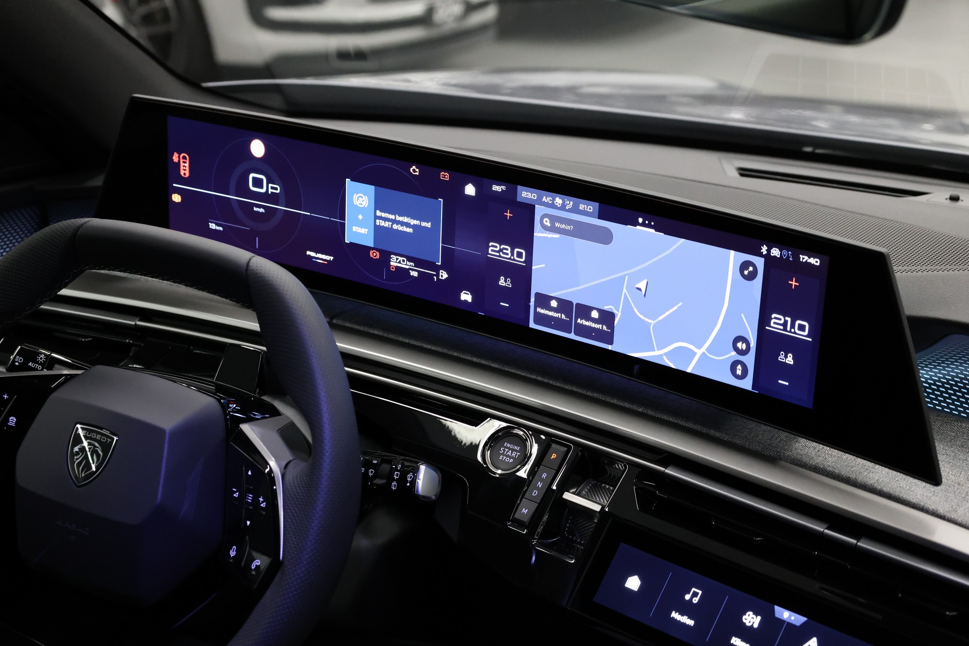 PEUGEOT 5008 1.2 Hybrid GT-image-19