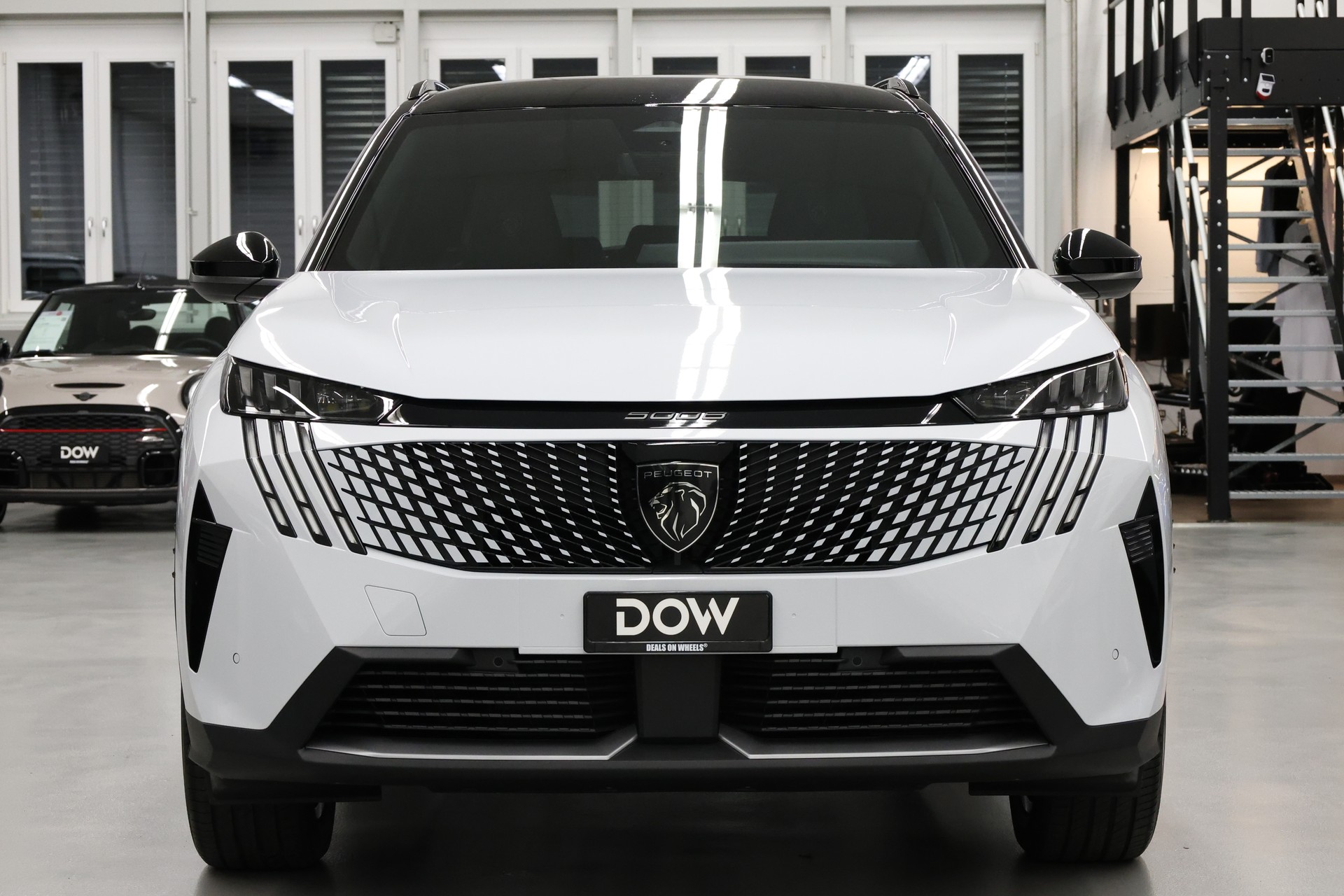 PEUGEOT 5008 1.2 Hybrid GT-image-8