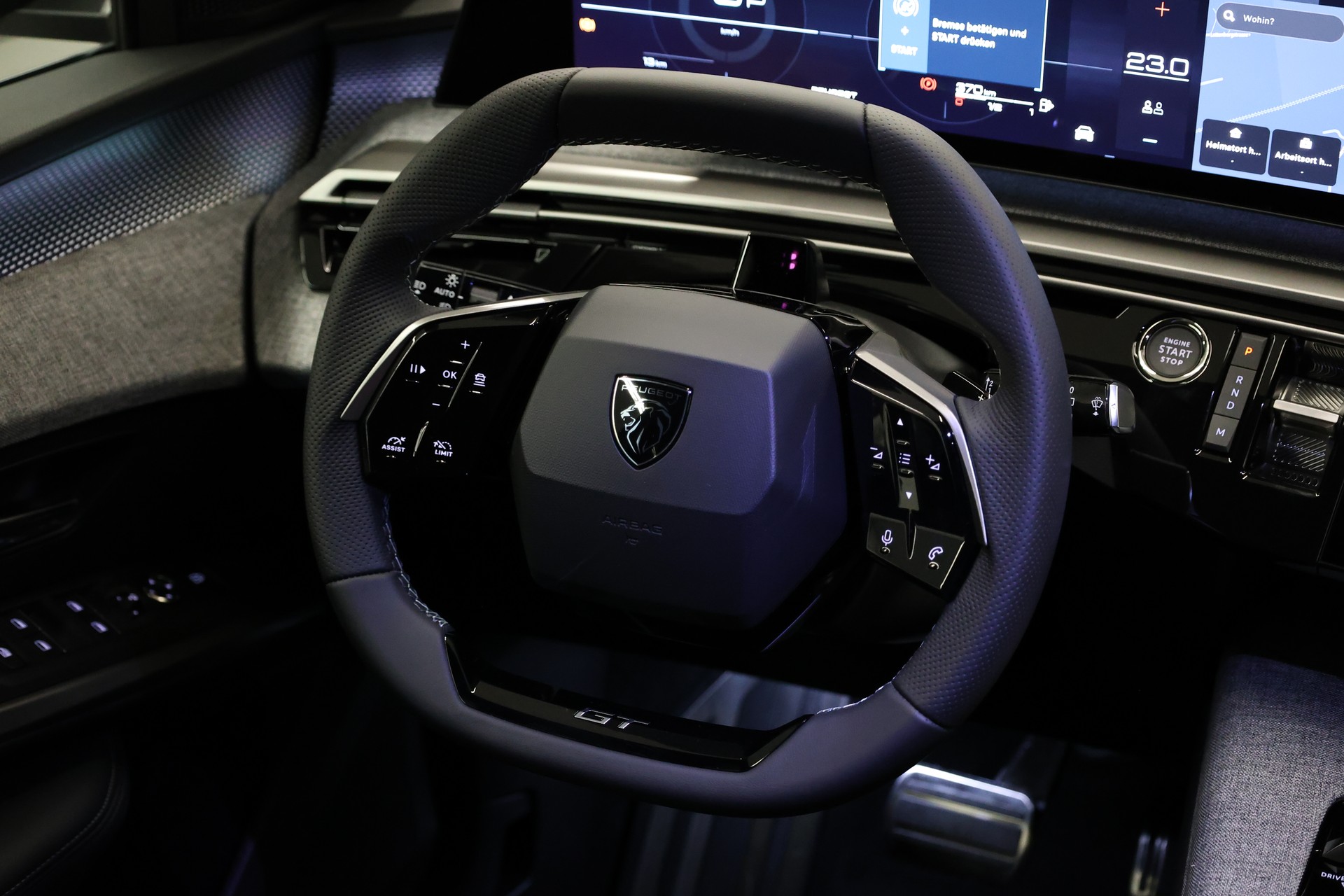PEUGEOT 5008 1.2 Hybrid GT-image-18