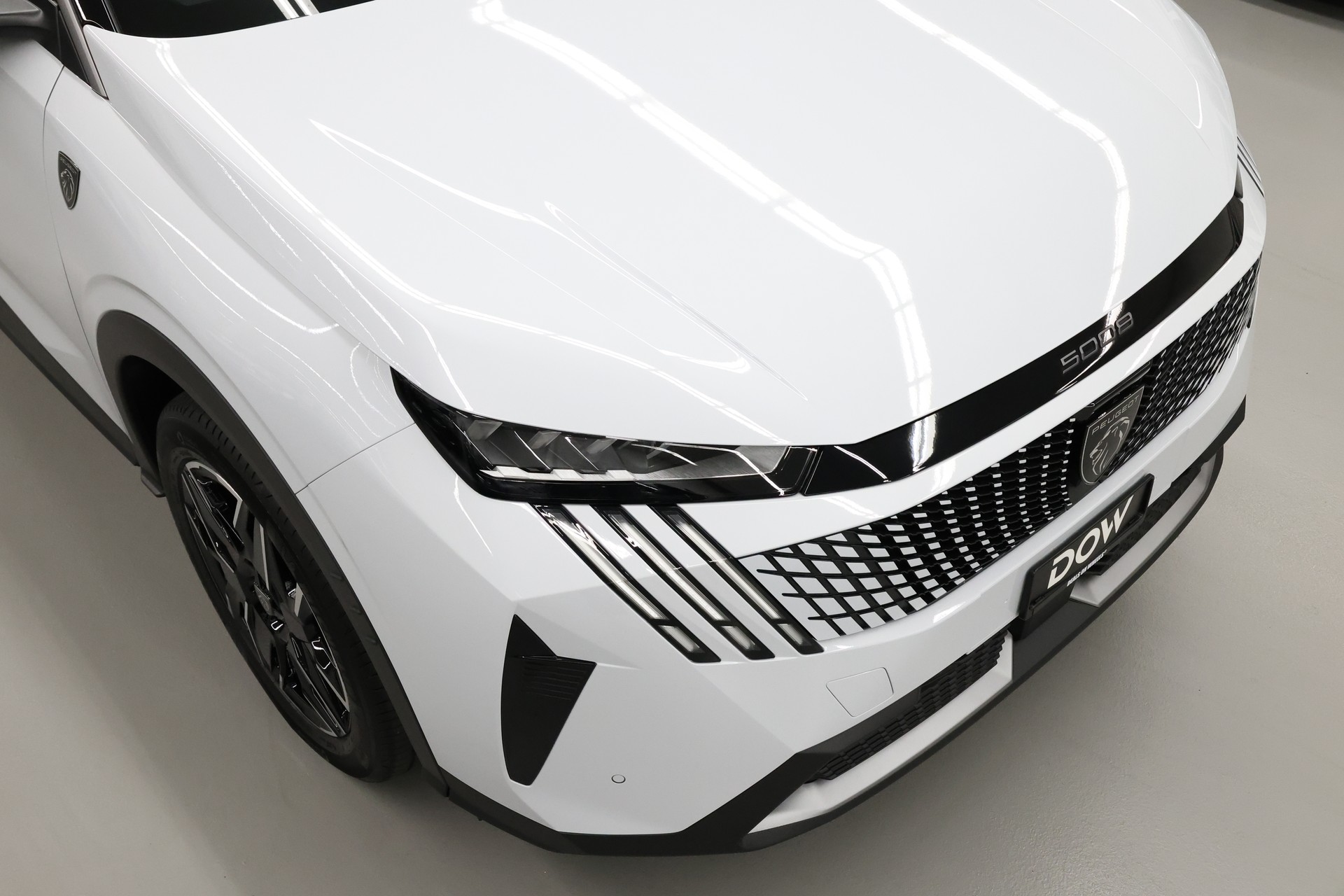 PEUGEOT 5008 1.2 Hybrid GT-image-10