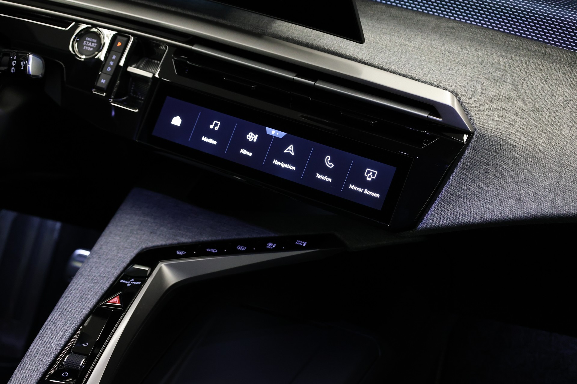 PEUGEOT 5008 1.2 Hybrid GT-image-20