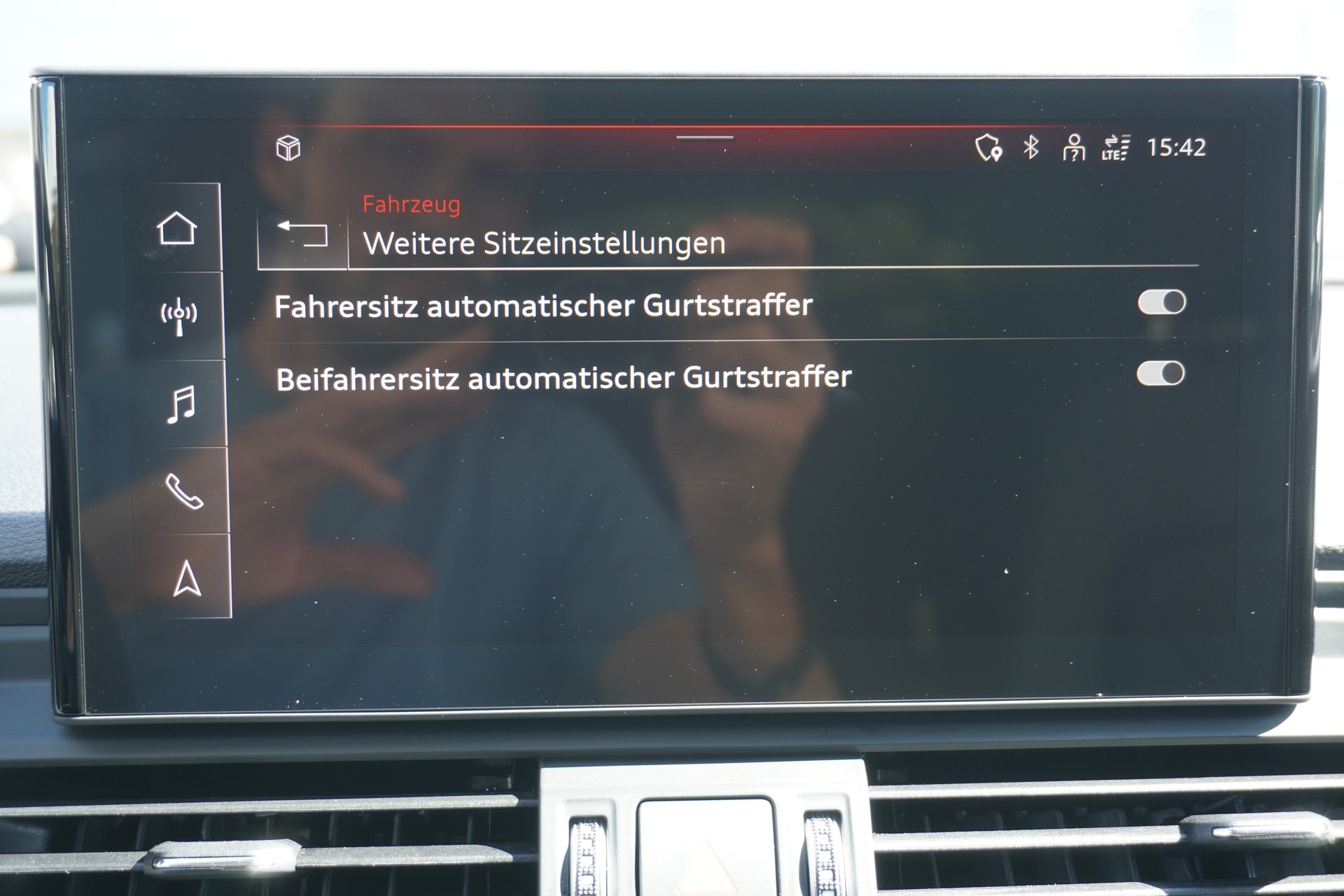 AUDI Q5 45 TFSI S-line quattro S-tronic-image-24