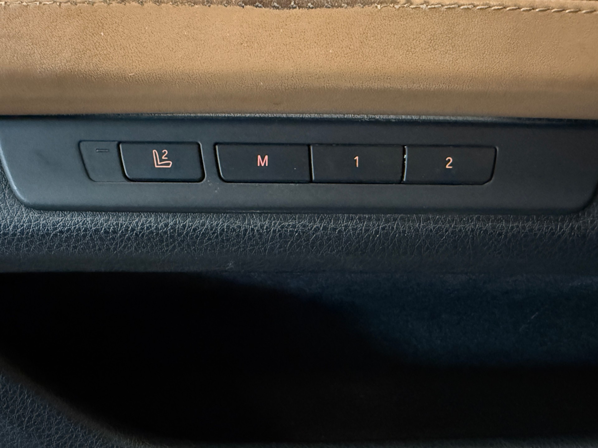 BMW 750Ld xDrive-image-9
