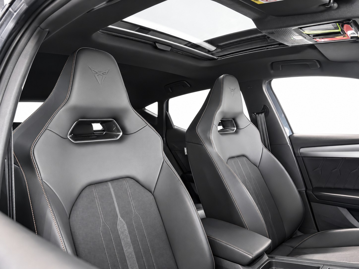 CUPRA LEON VZ 2.0 TSI DSG * Panorama-Glasdach *-image-11