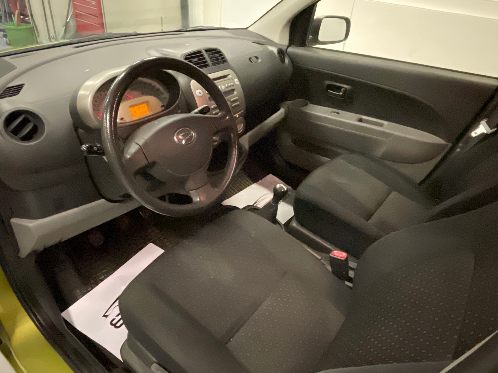 DAIHATSU Sirion 1.3 S Custom 4WD-image-10